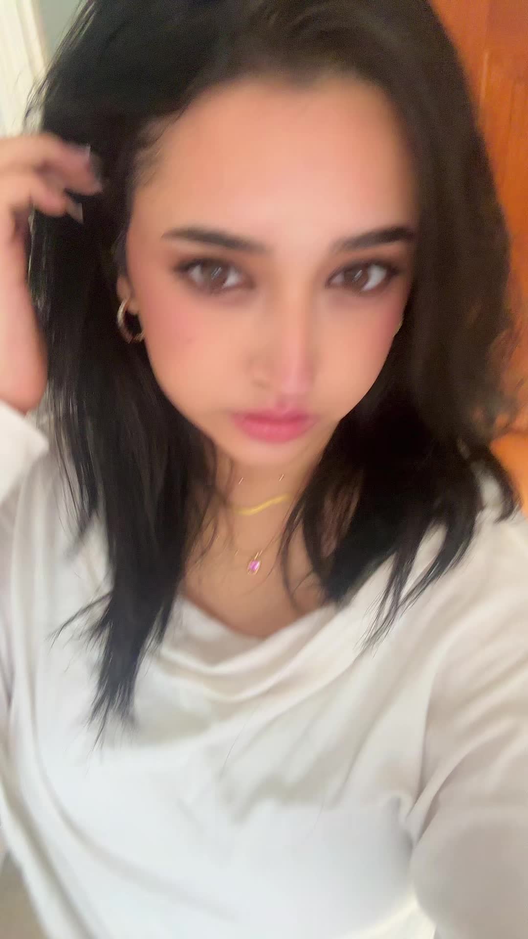 @𝓗𝓪𝓷𝔃𝓲𝓮 🏹