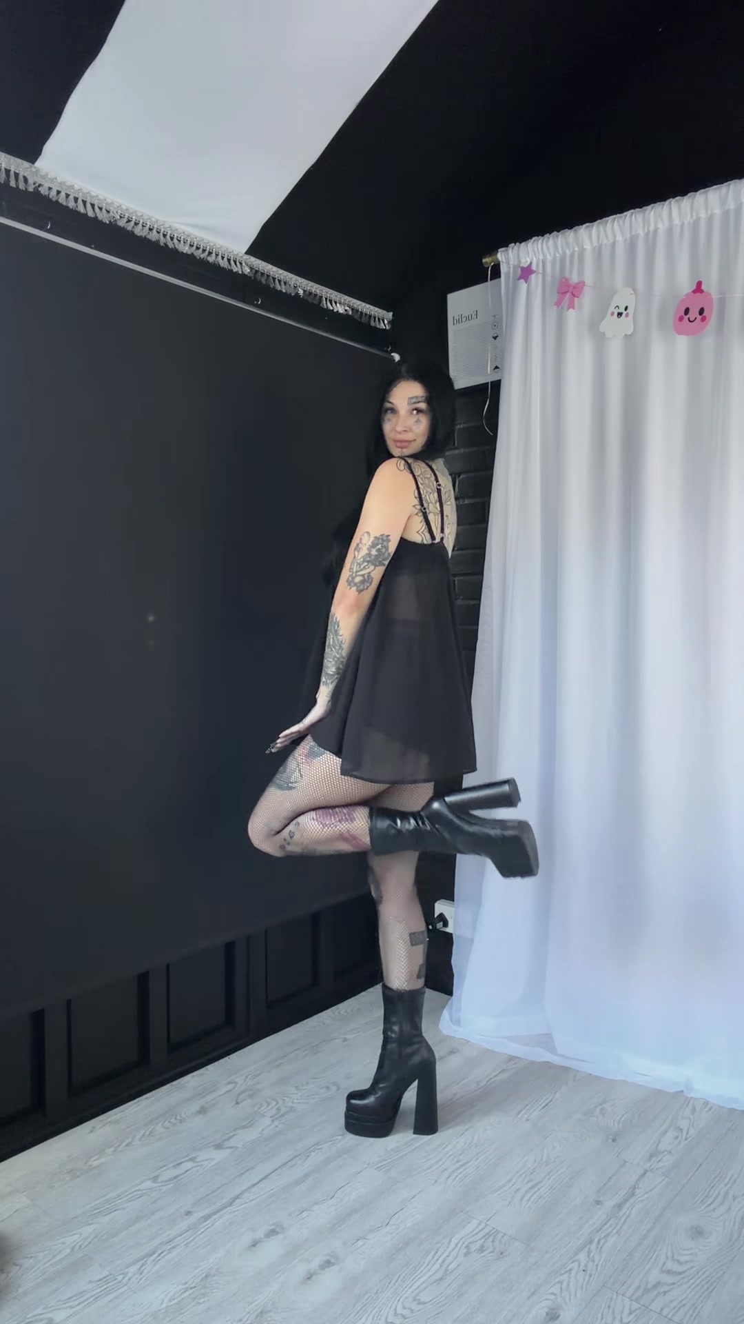 @🖤🏁itsthattattooedmum🏁🖤