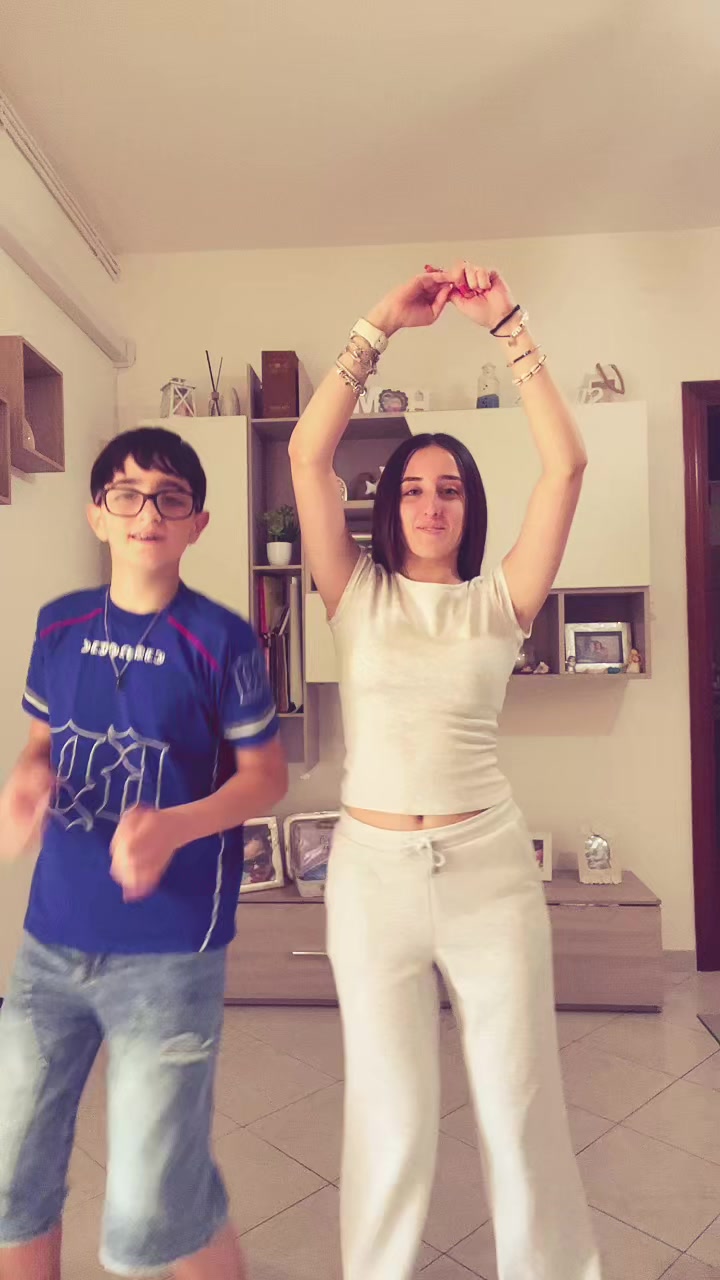 @melissaegabriel00