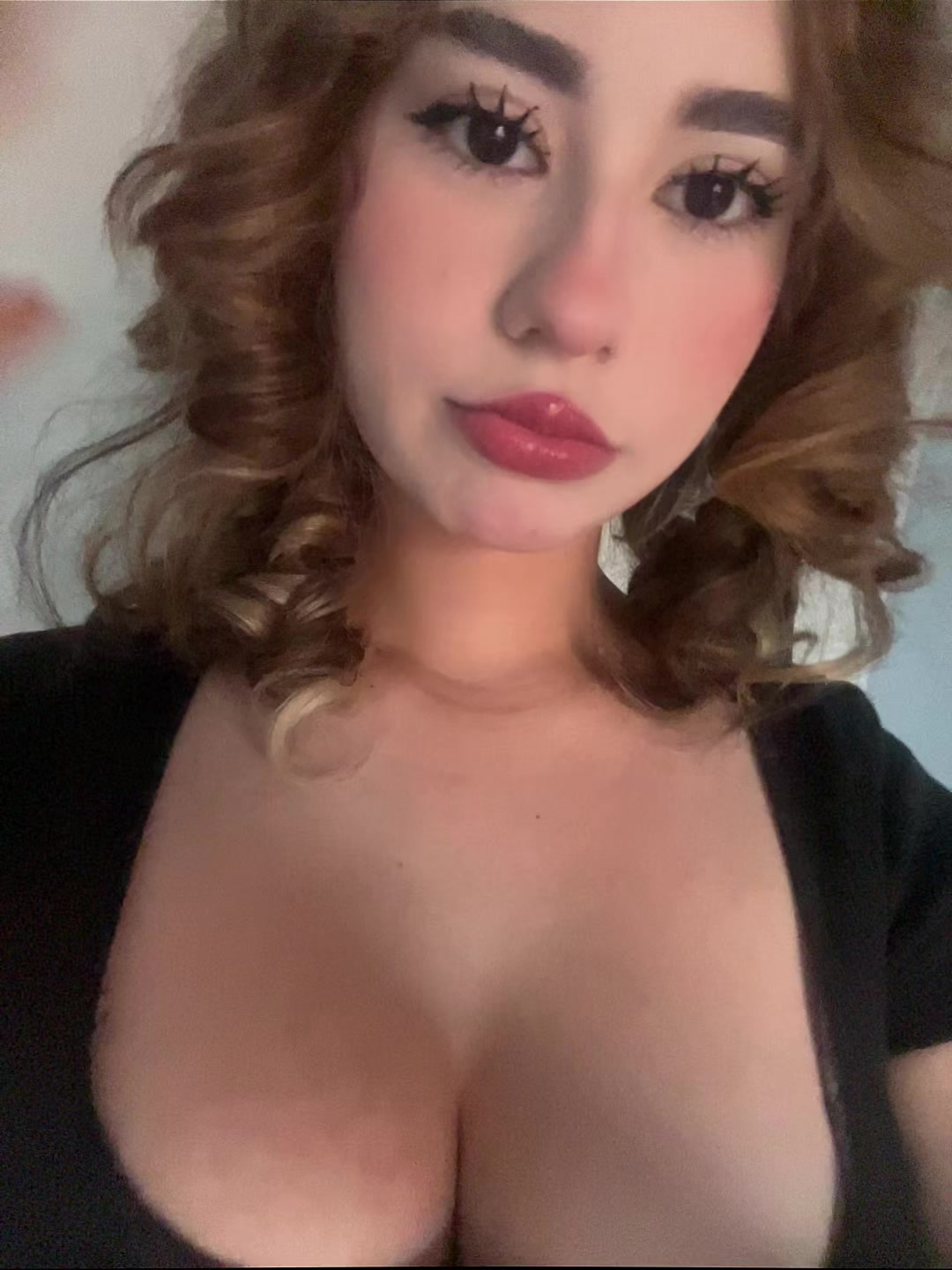 @𝓔𝔃𝓮𝓵𝓲𝓷 🐈