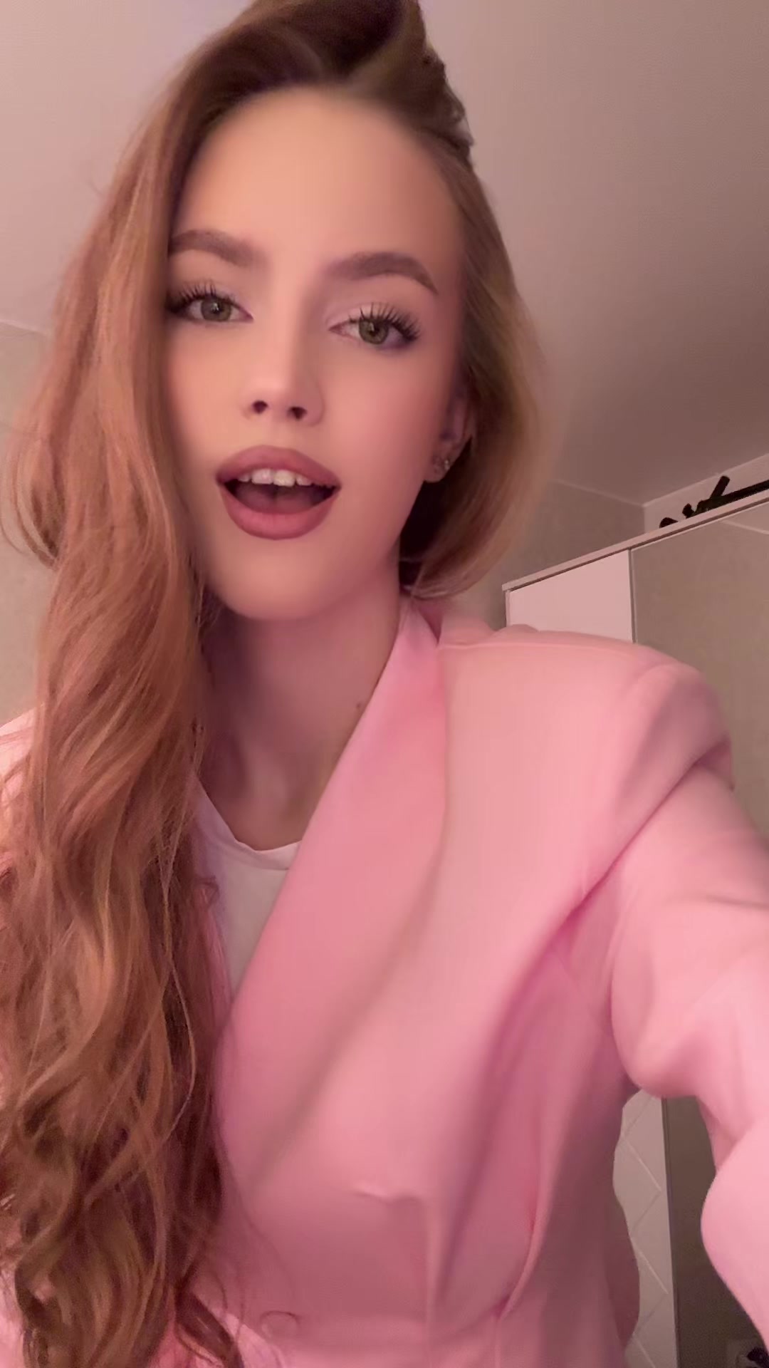 @алёночка😽