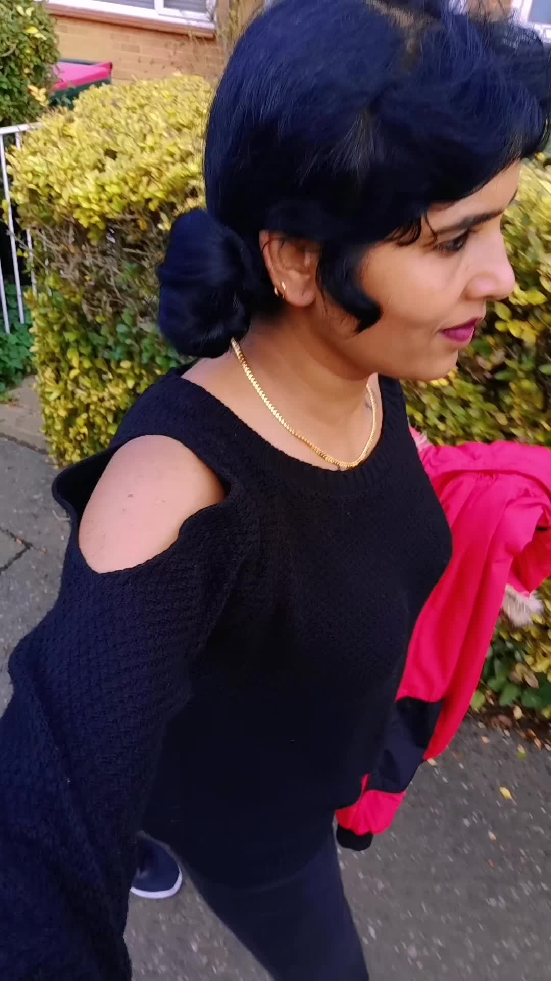 @Vanikavi