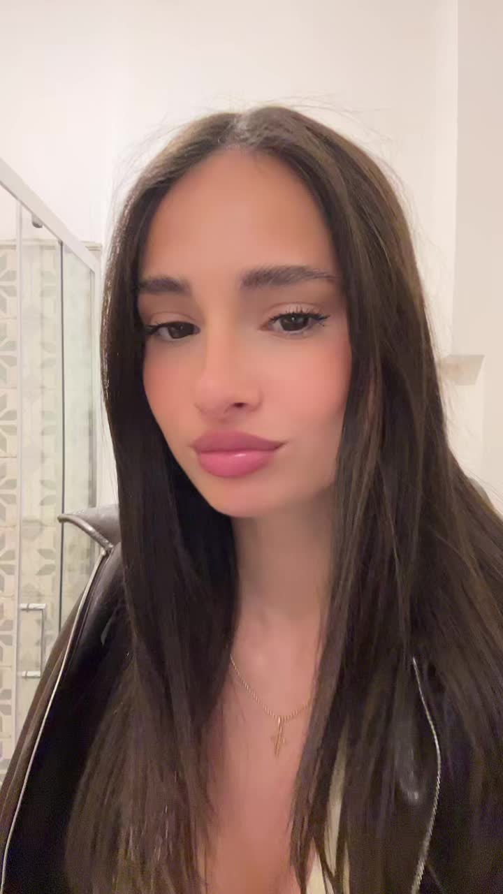 @Angelina