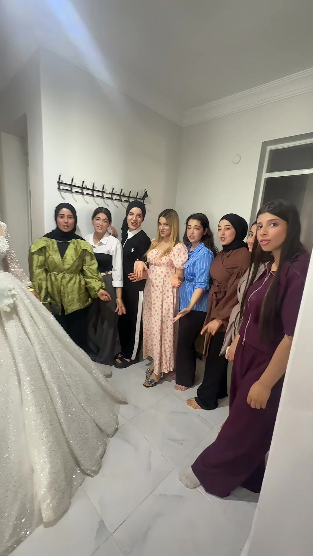 @nur.özpınar