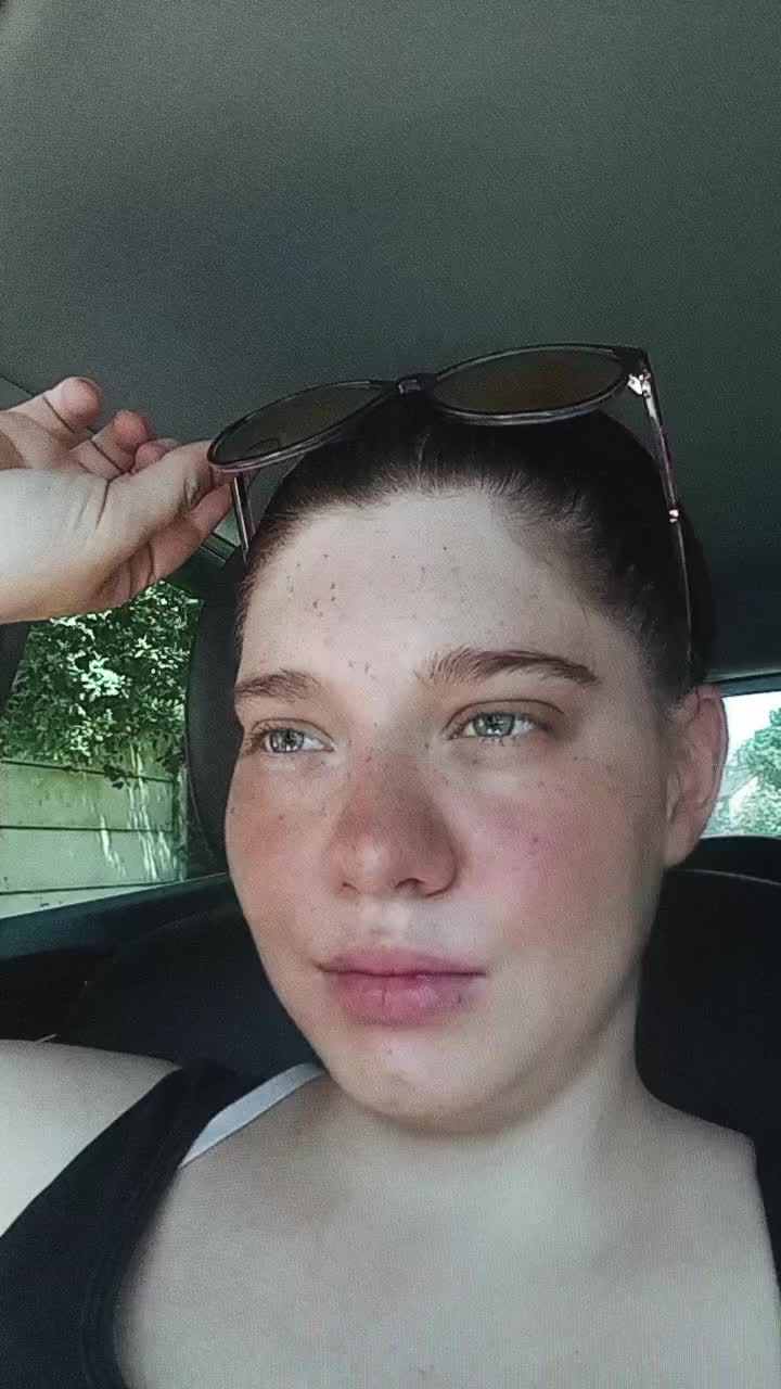 @Holsophiexx