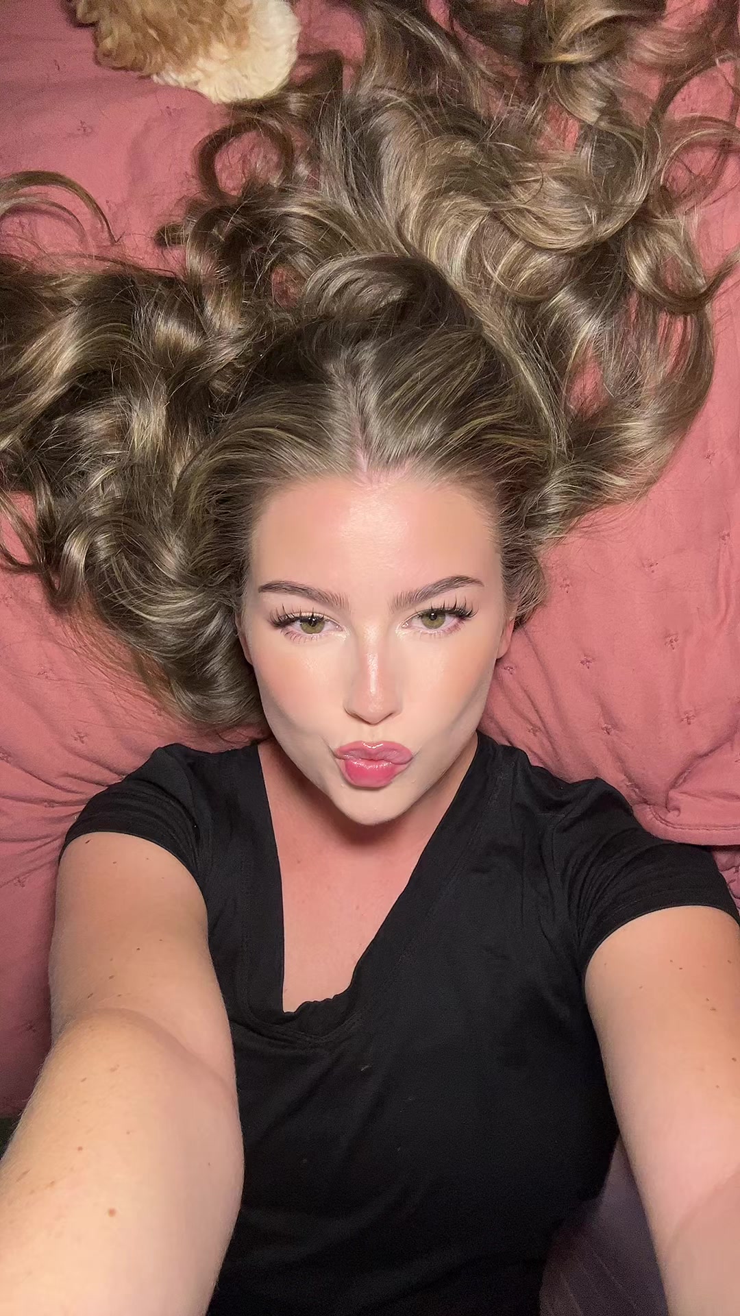 @ashleyardor
