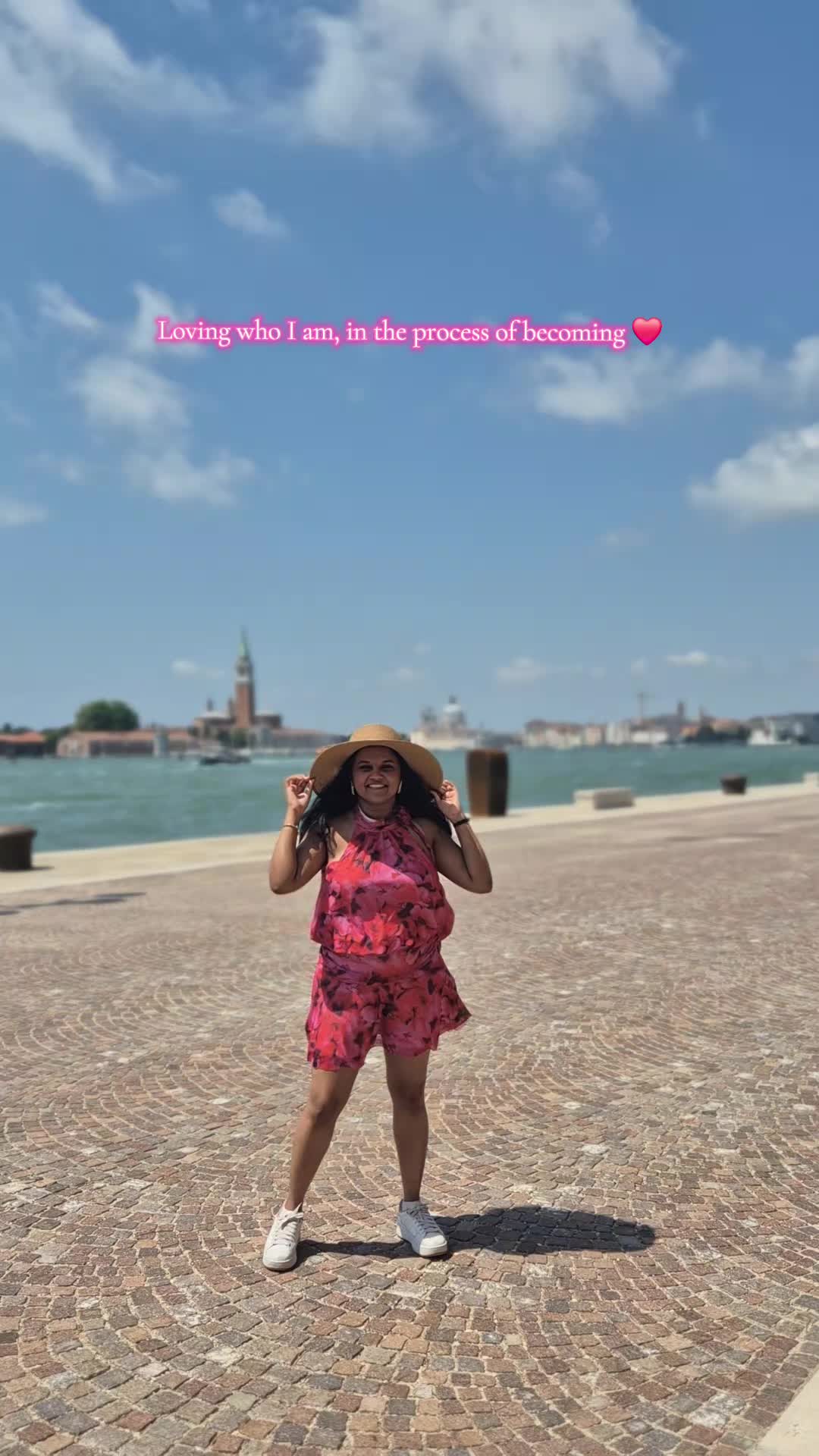@JustNainika❤️💫