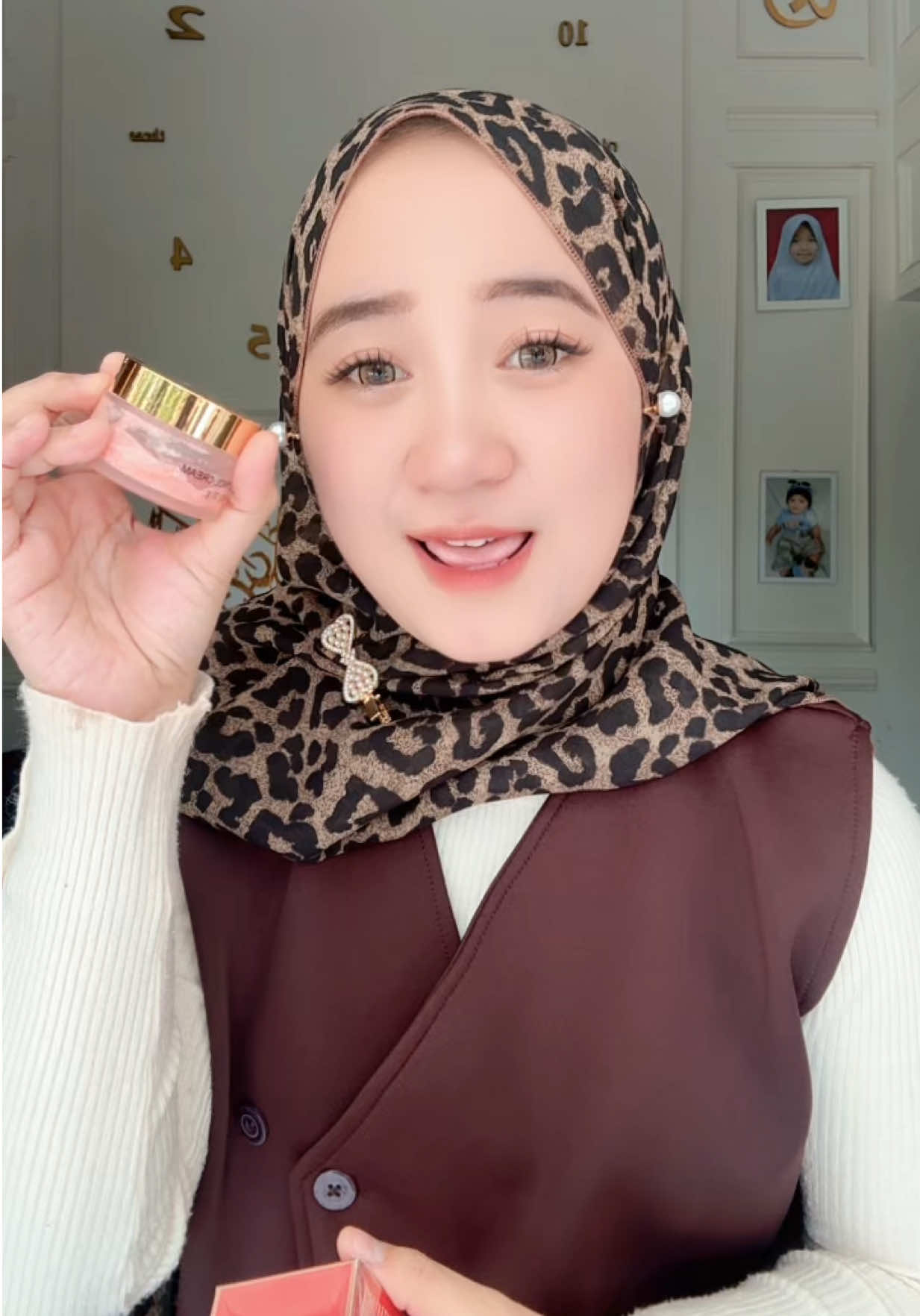 @Delin Nurlia