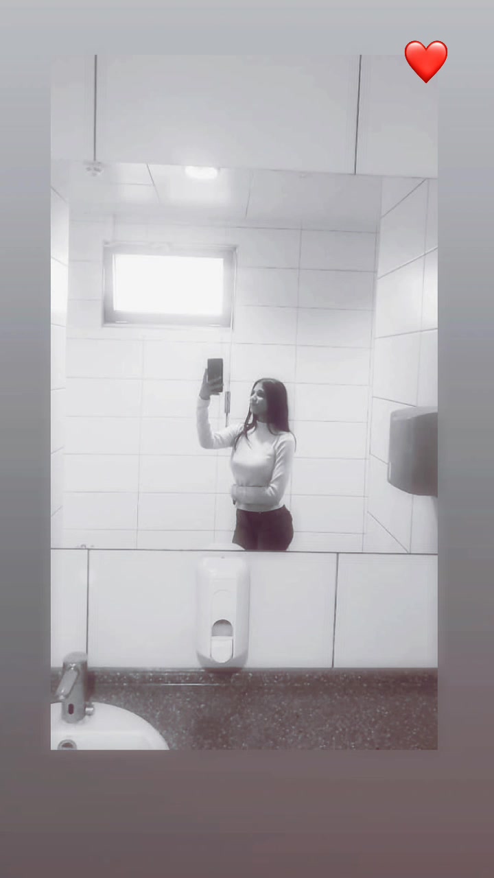 @😍E 😍R 😍 I 😍 K😍 A 😍
