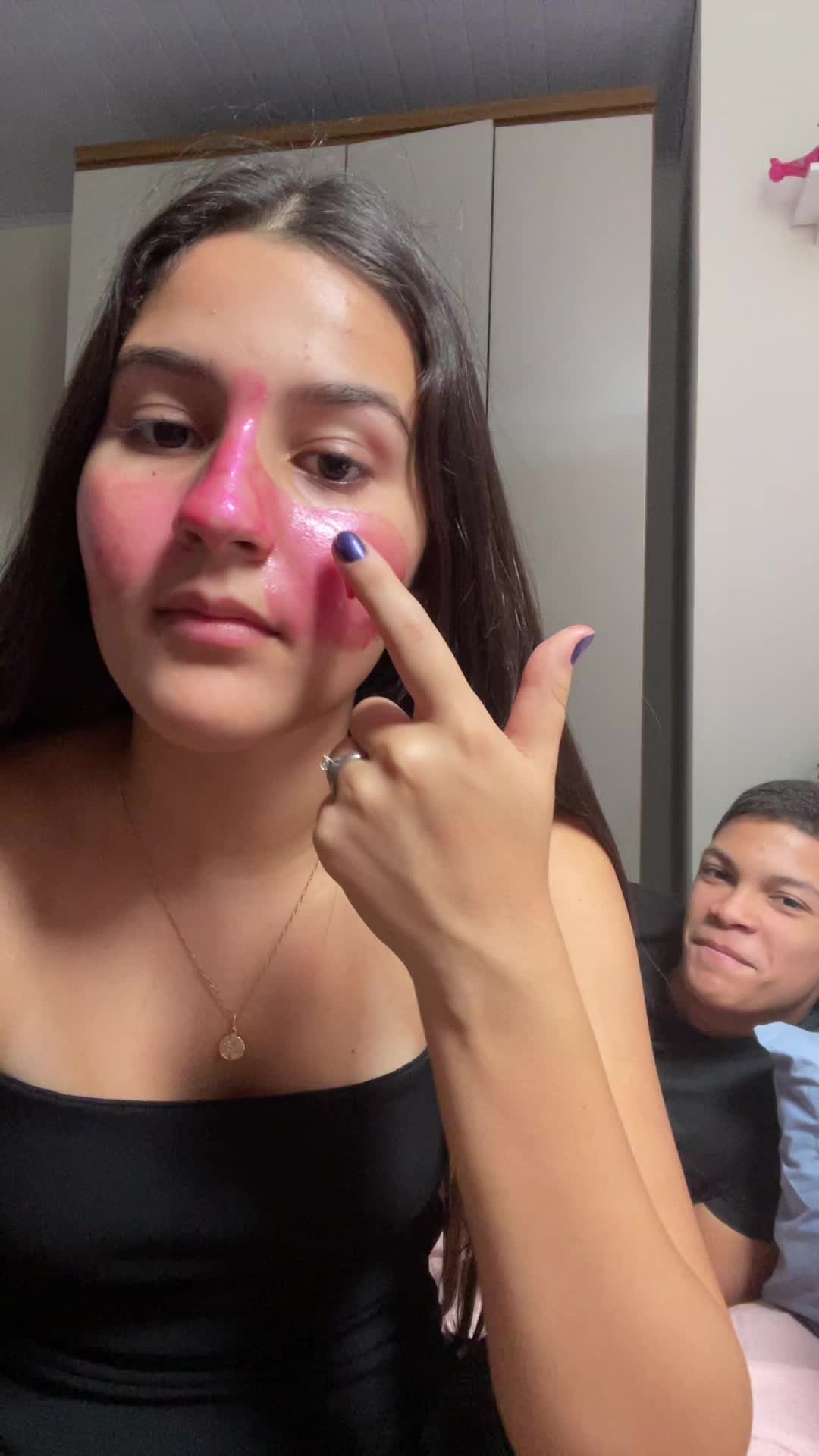 @La&iacute;zaaa