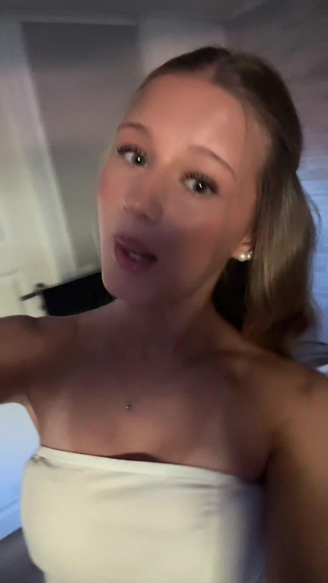 @𝓥
