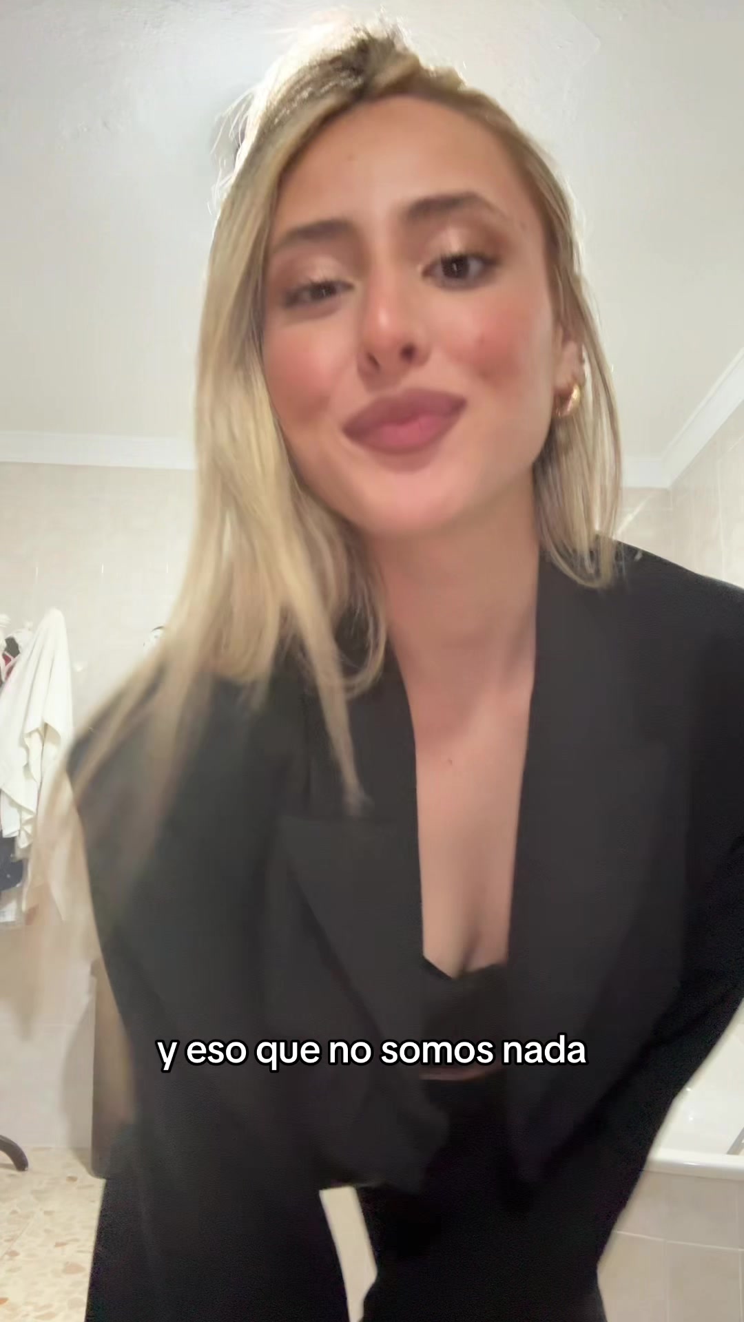 @m&oacute;ni🍸