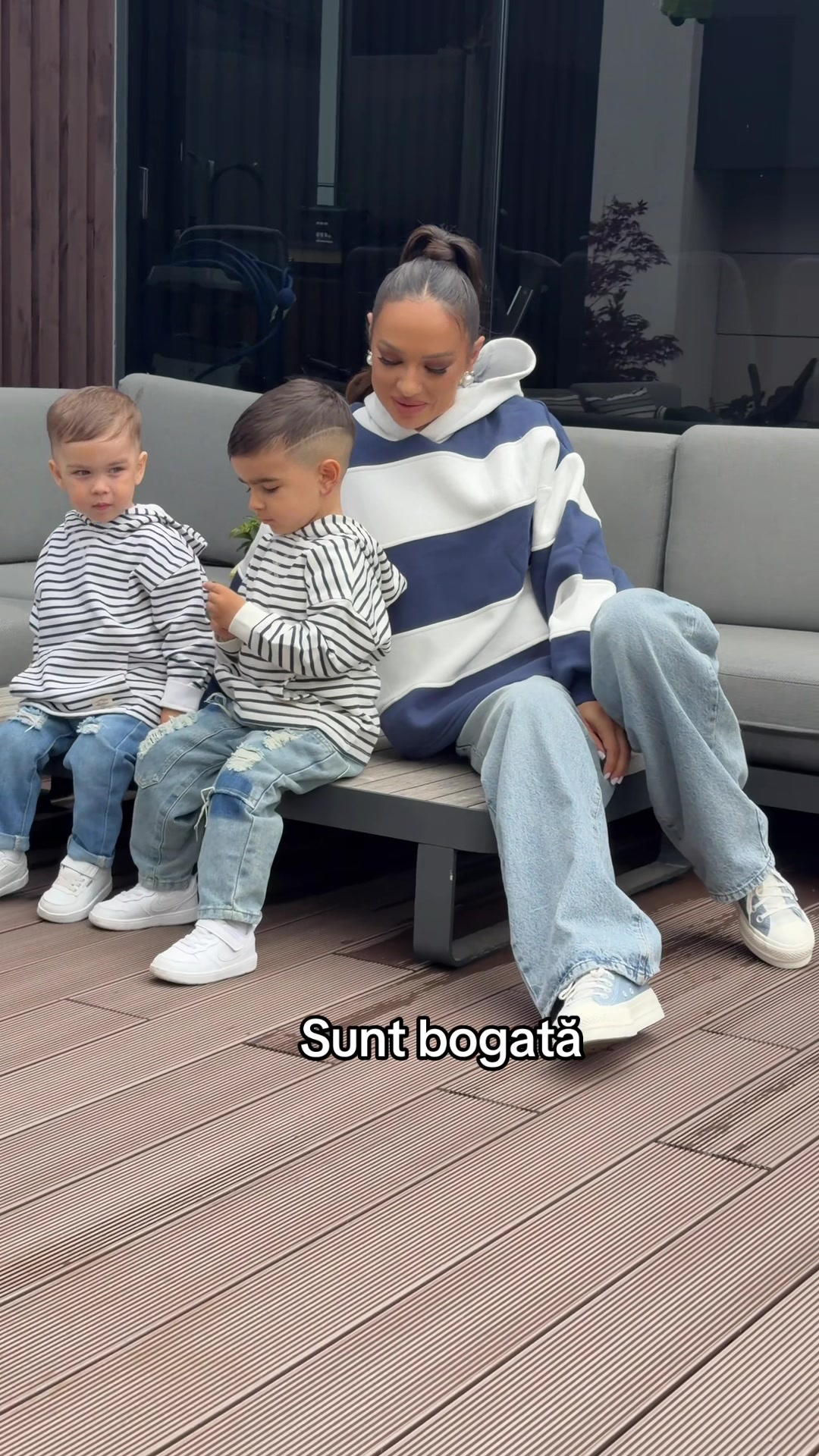 @Vlăduța Lupău
