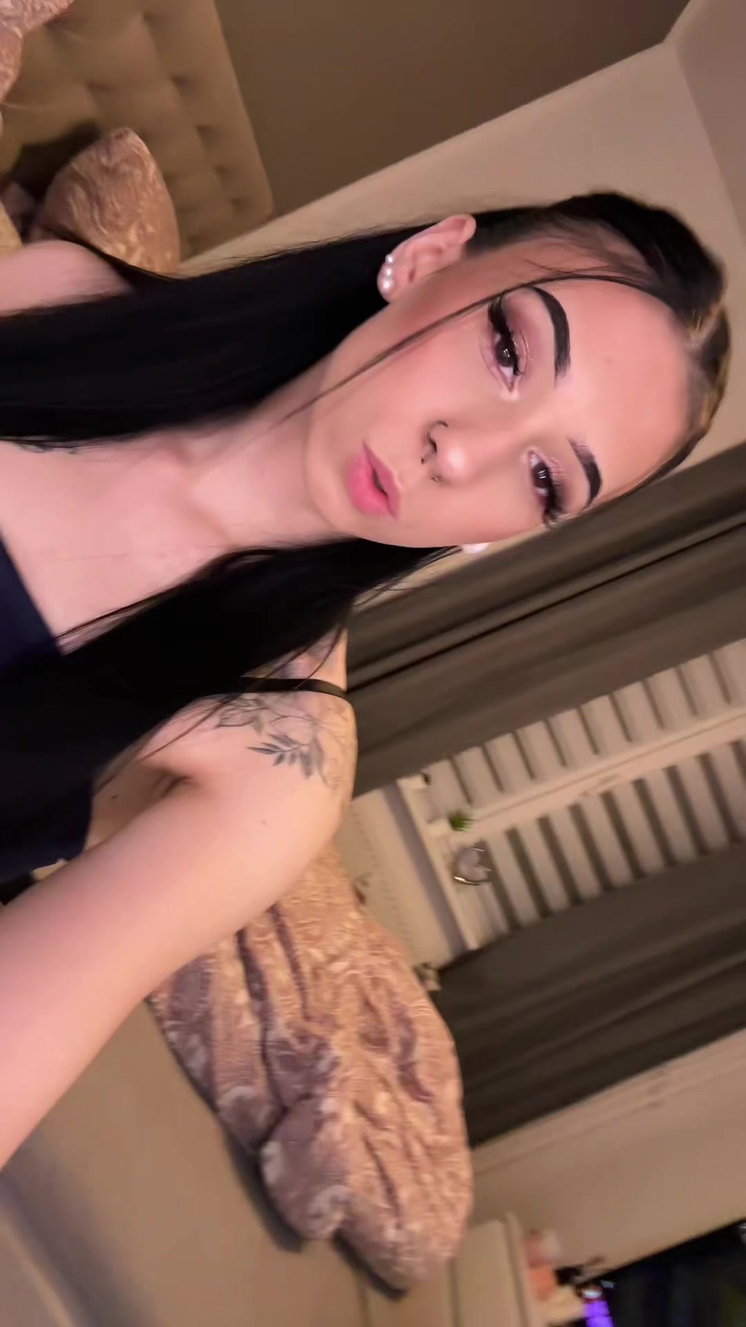 @👽