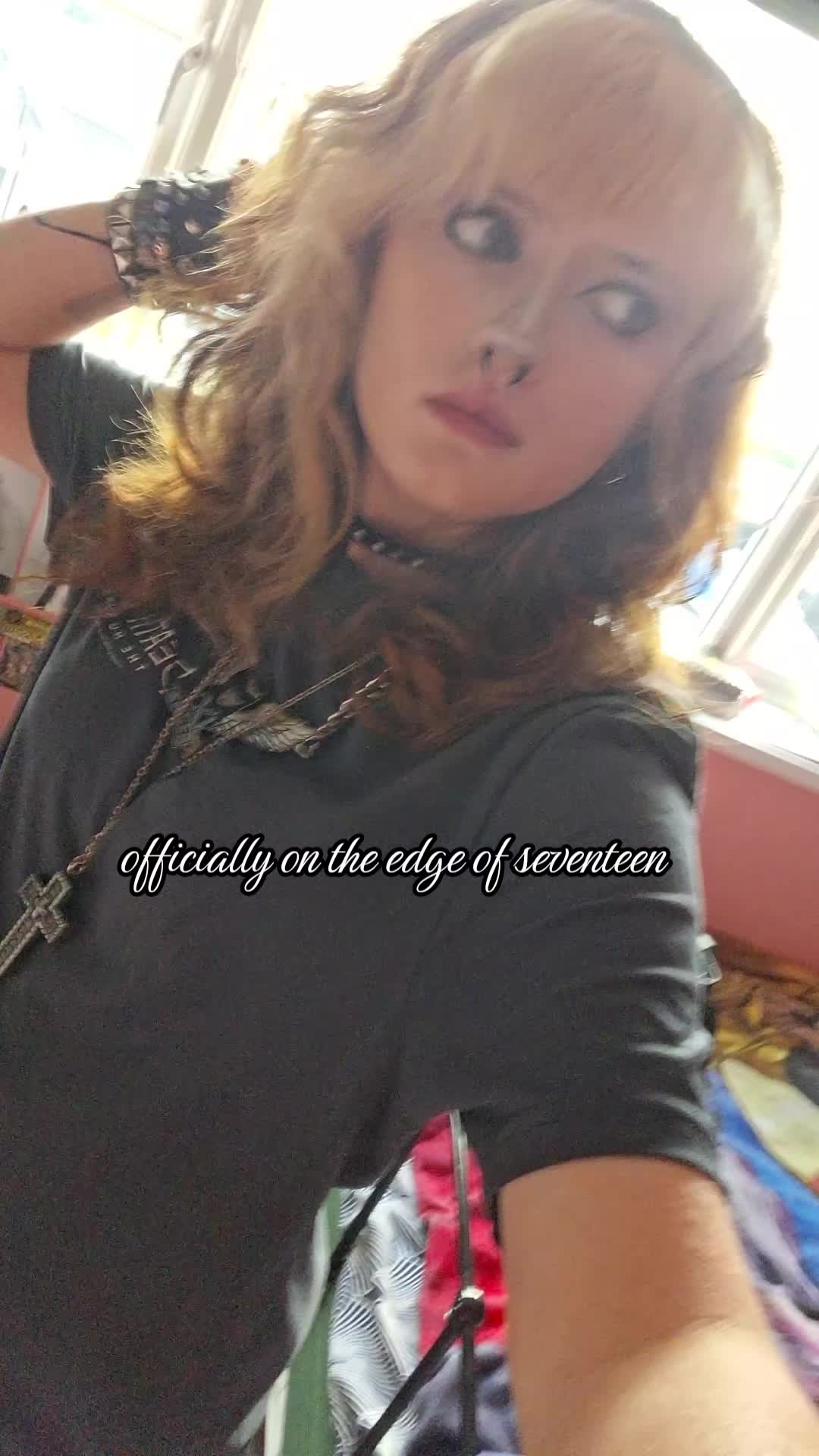 @☆Emily-Autumn☆