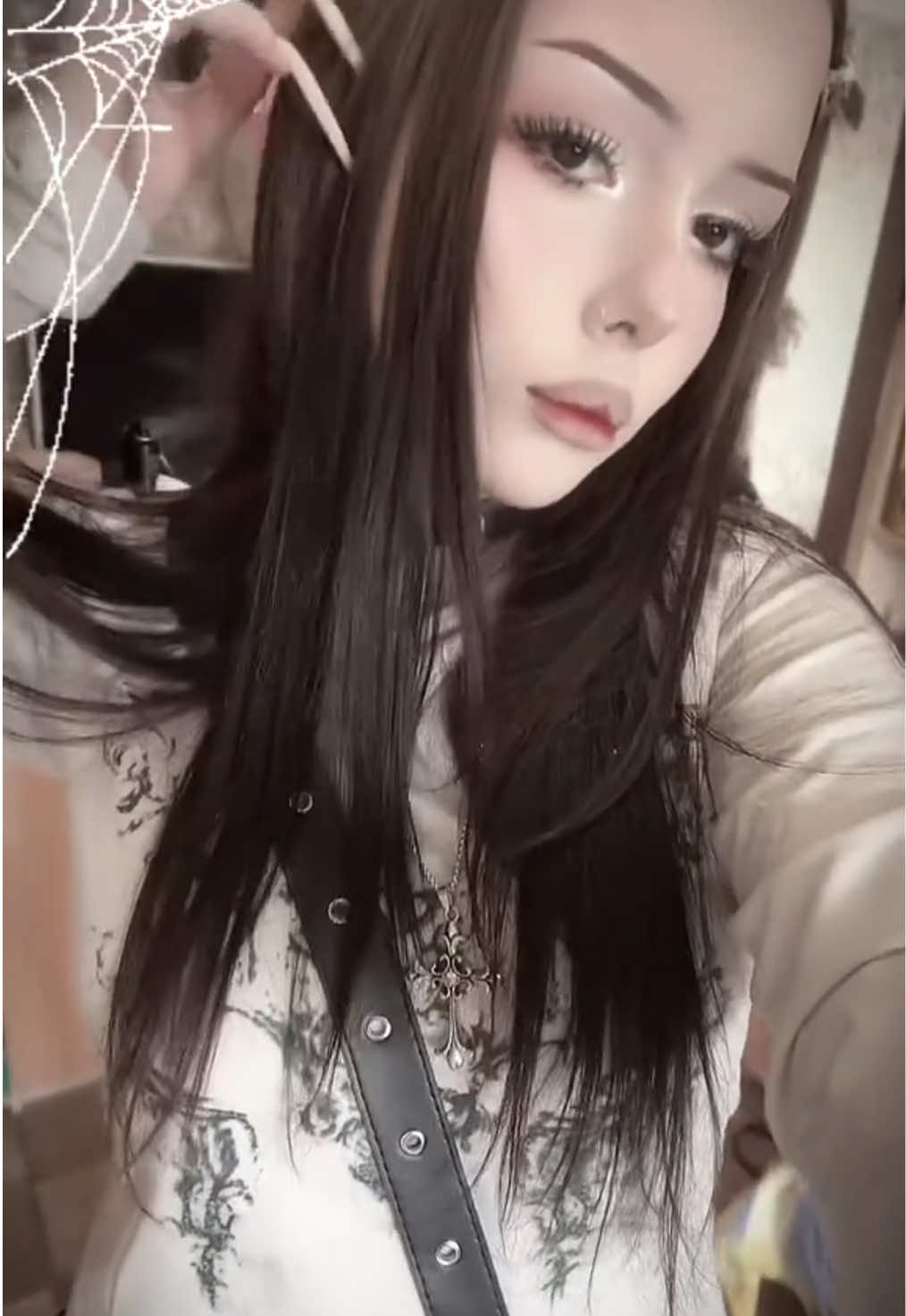 @h℮nny ᛪ༙