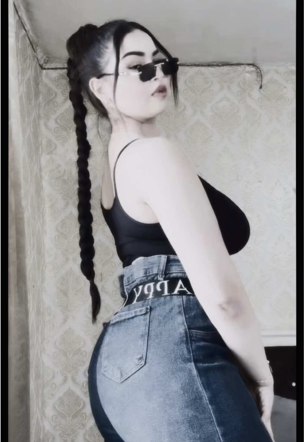@𝓓𝓮𝓼𝓲𝓼𝓵𝓪𝓿𝓪 ♡