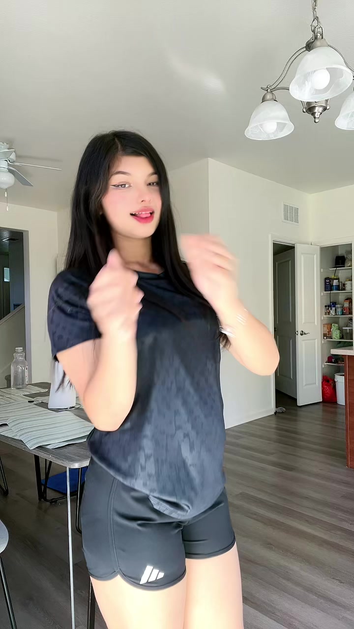 @सुरभि💗