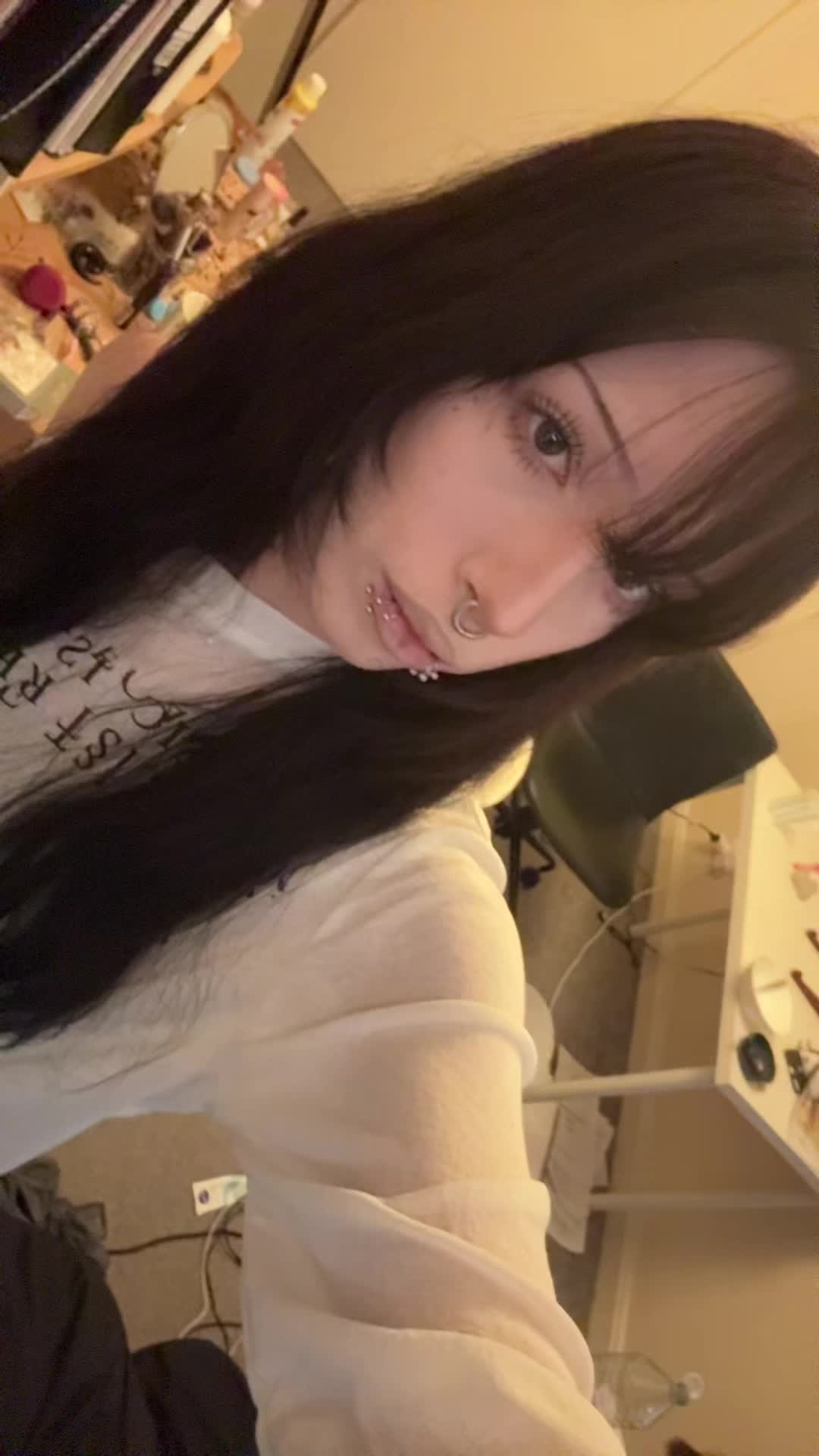 @crucif1ery