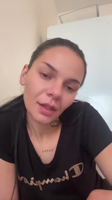 @💕Moldoveanca cu tupeu💕
