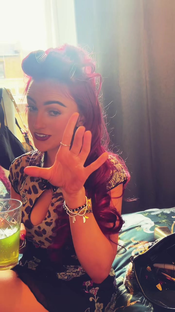 @🫧🧚♀️🍒justina