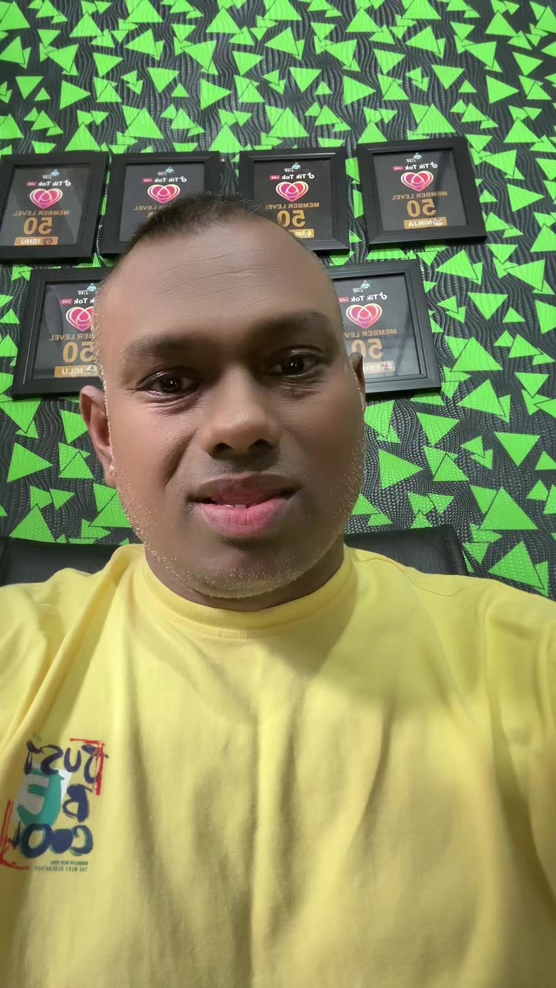 @dinesh 🇱🇰
