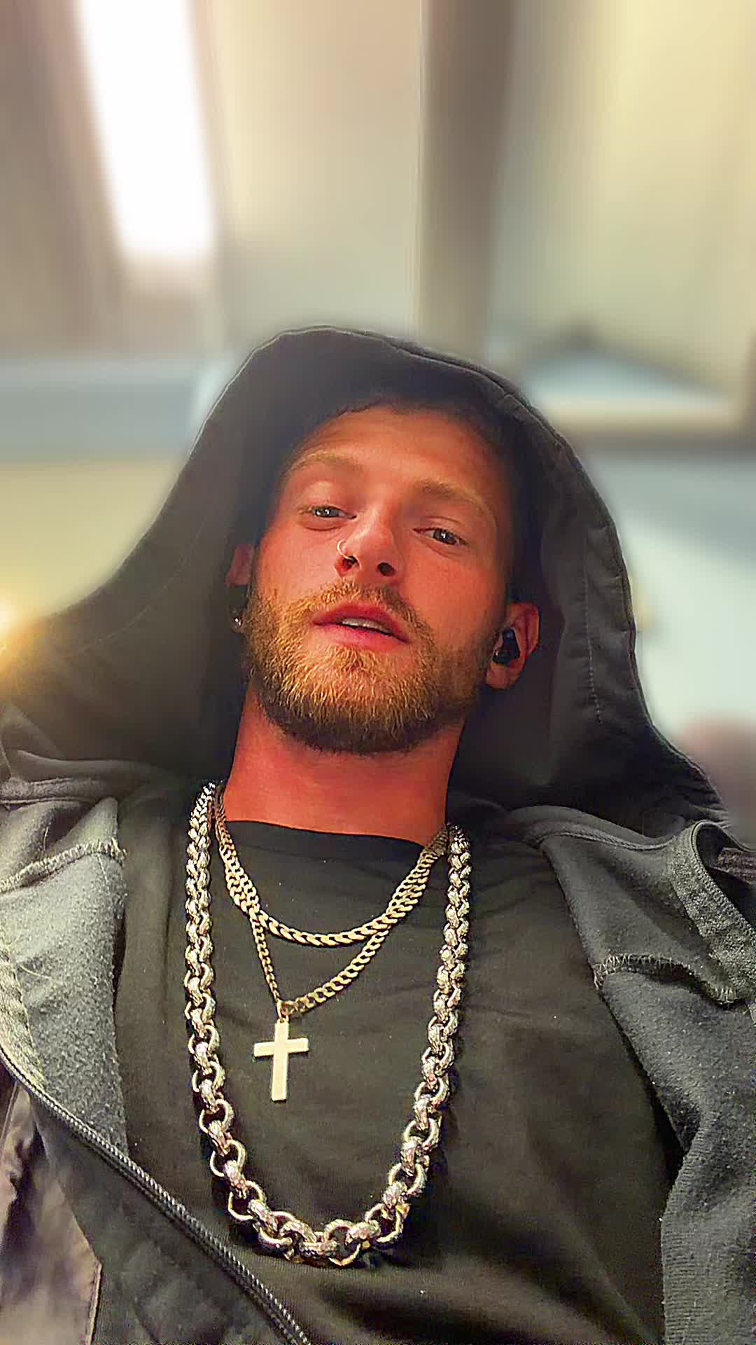 @Rob🖤