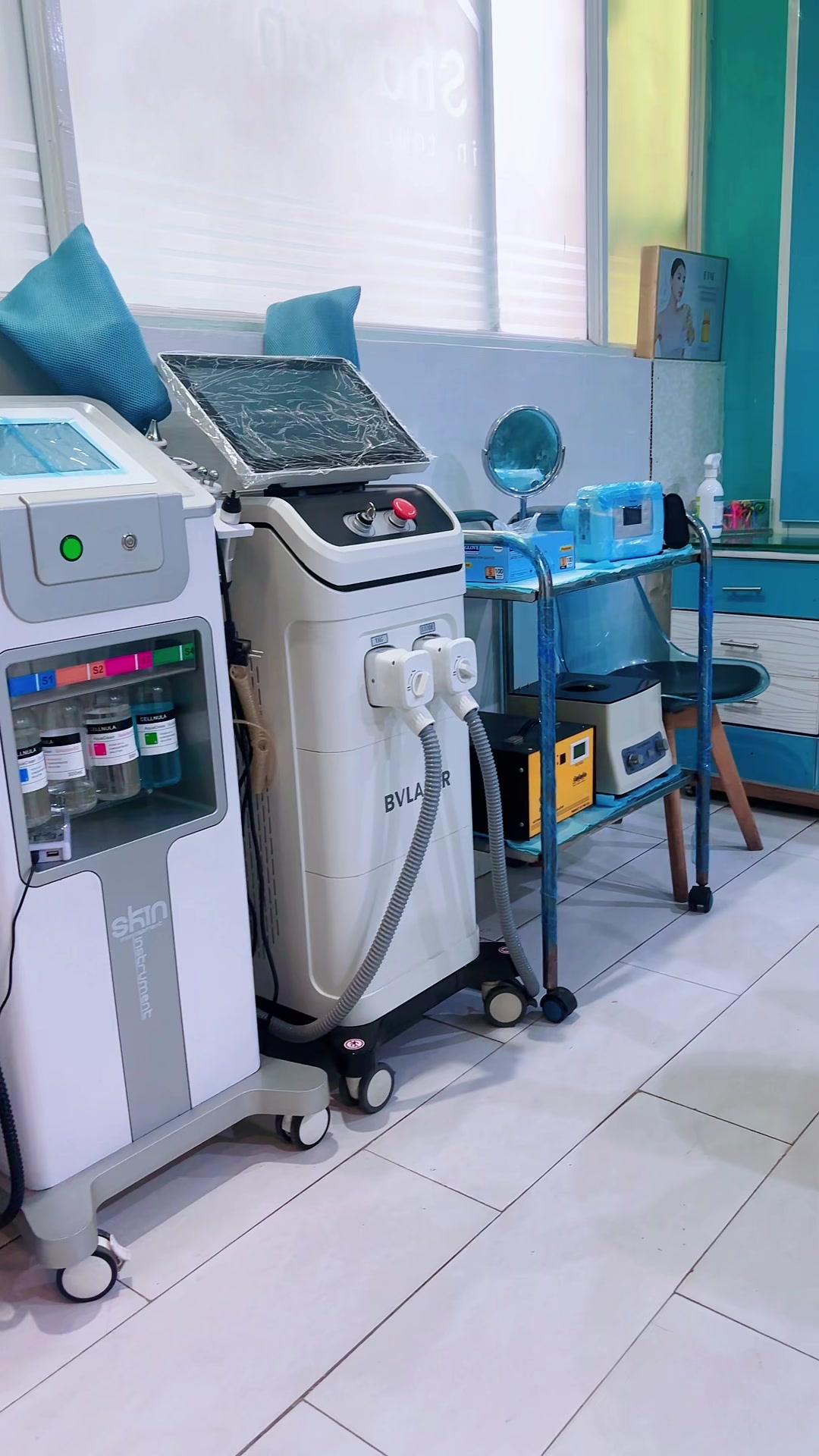 @Dr. Afsoon Kakar.(dentist🦷)