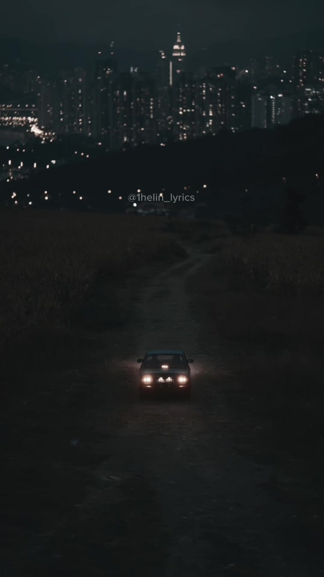 @1helinlyrics