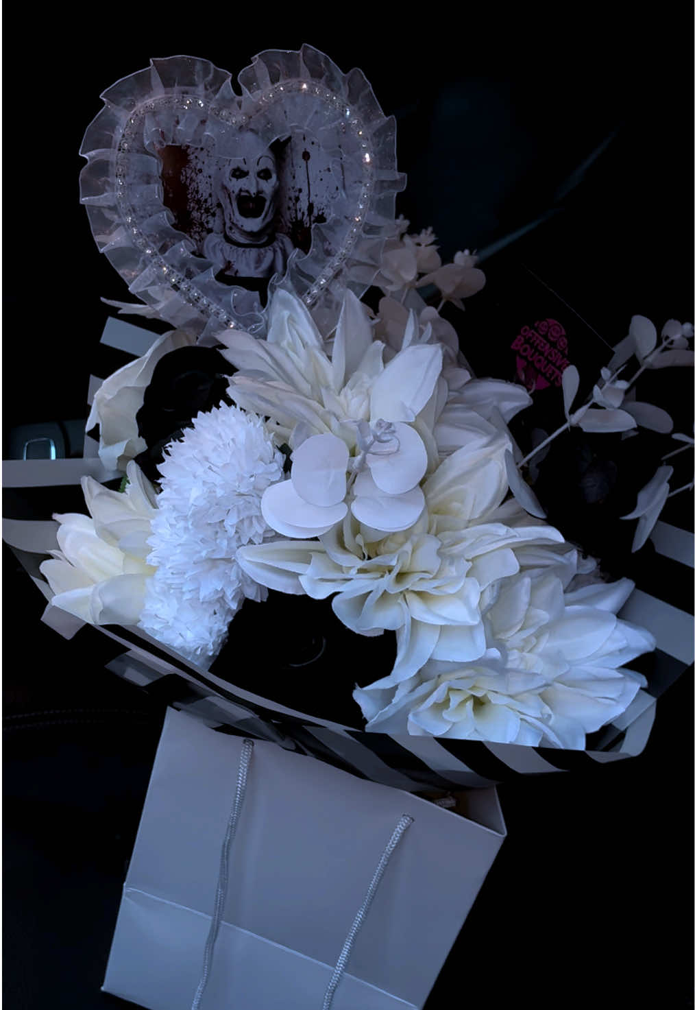 @offfensivebouquets