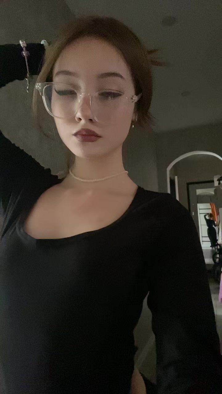 @серфова