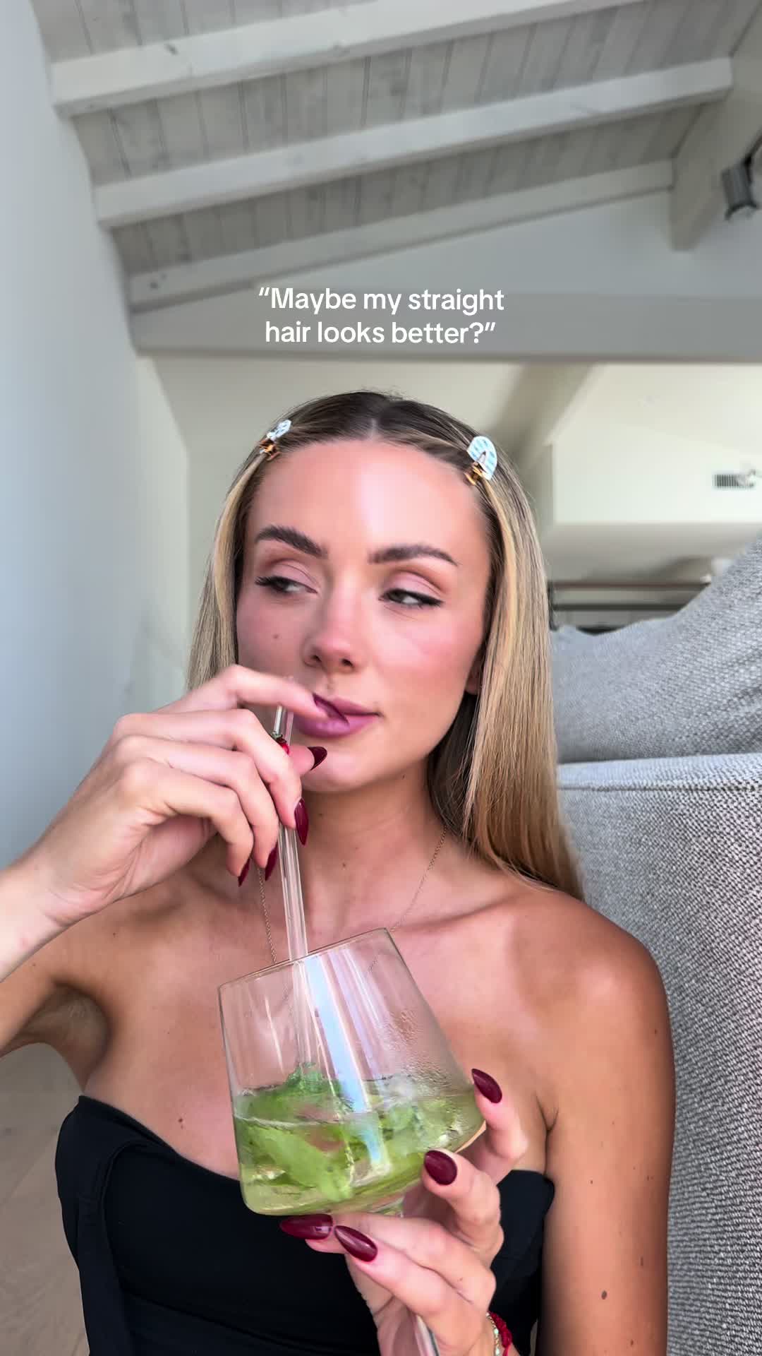 @hollyjobrooks
