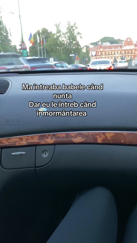 @Ana