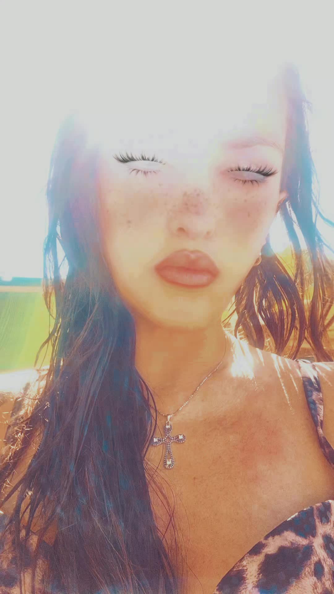 @tizianarebelgirl