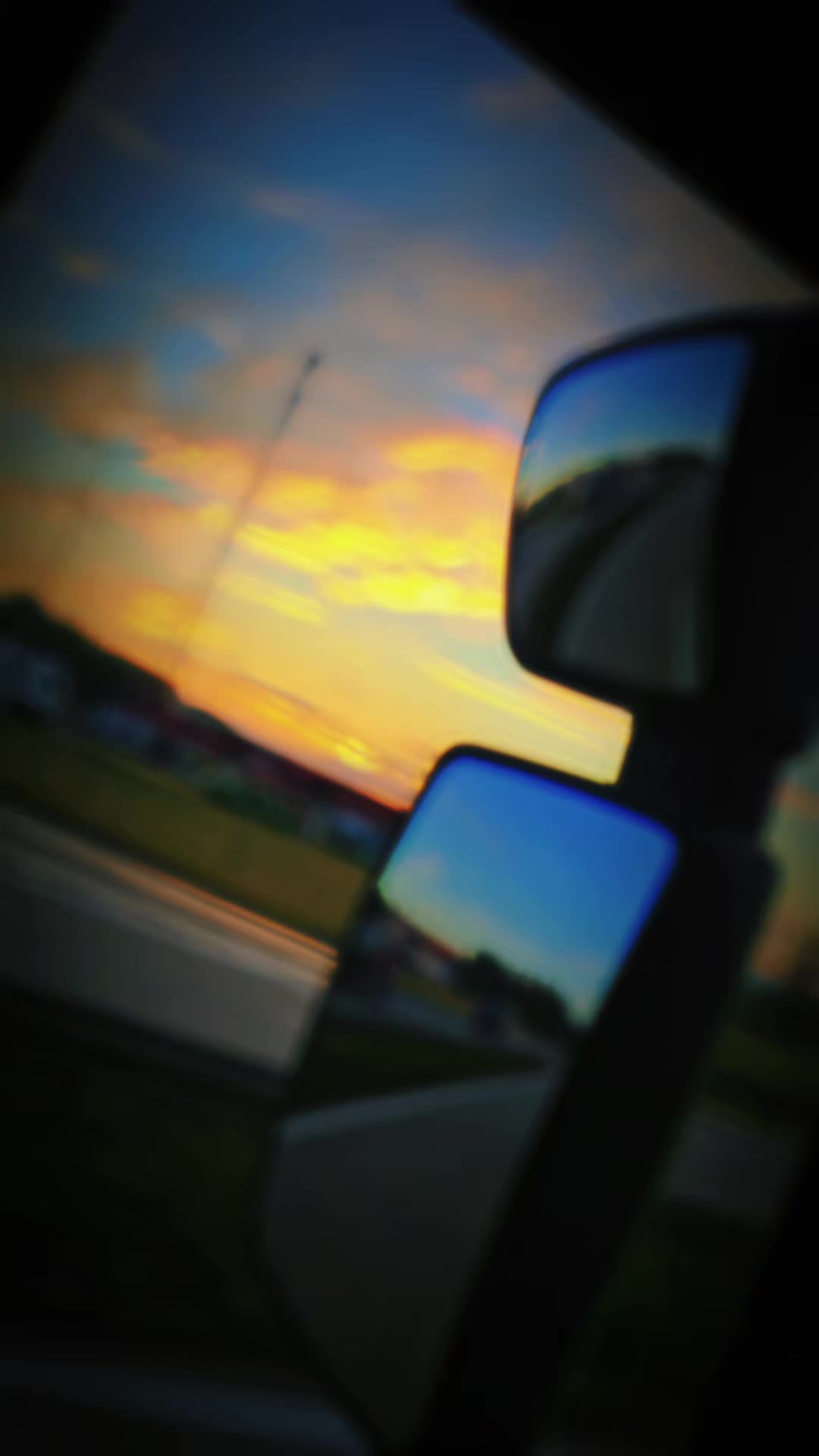 @___j_o_h_n_n_y__