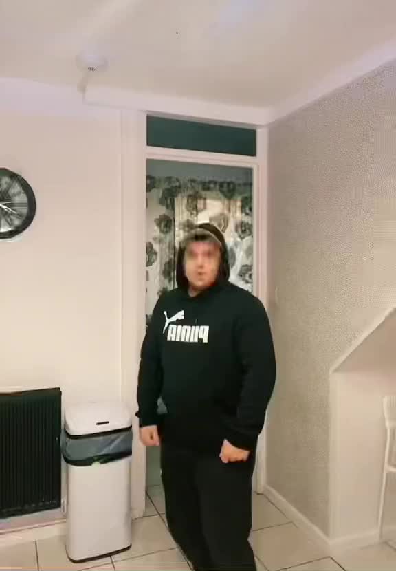 @Jonnytiktok