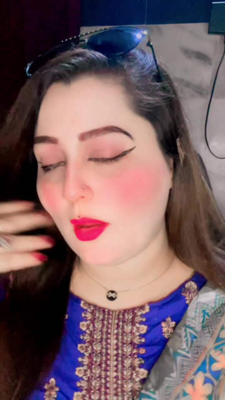 @Hina❤️