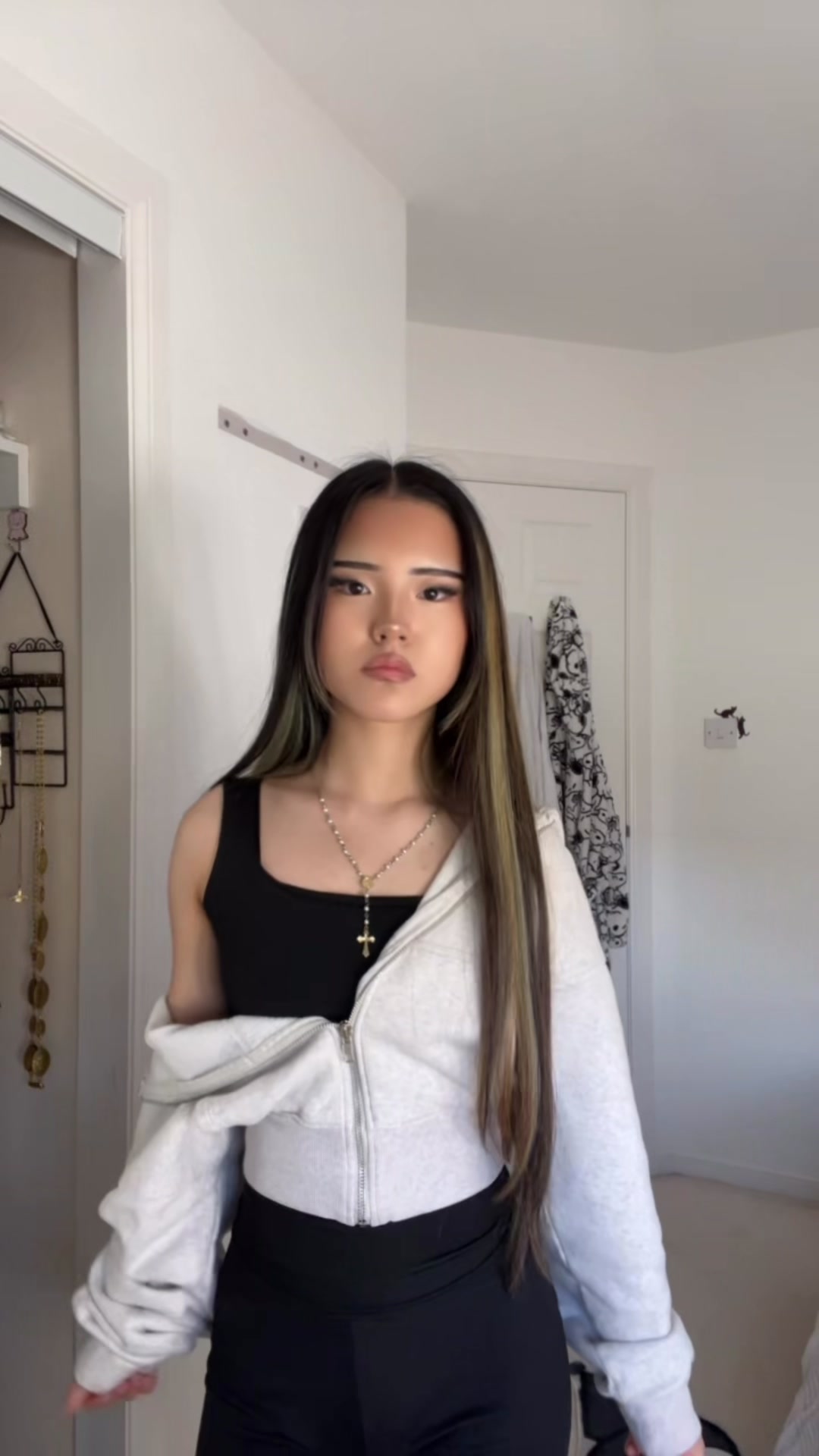 @𝑵𝑰𝑪𝑶𝑳𝑬💝