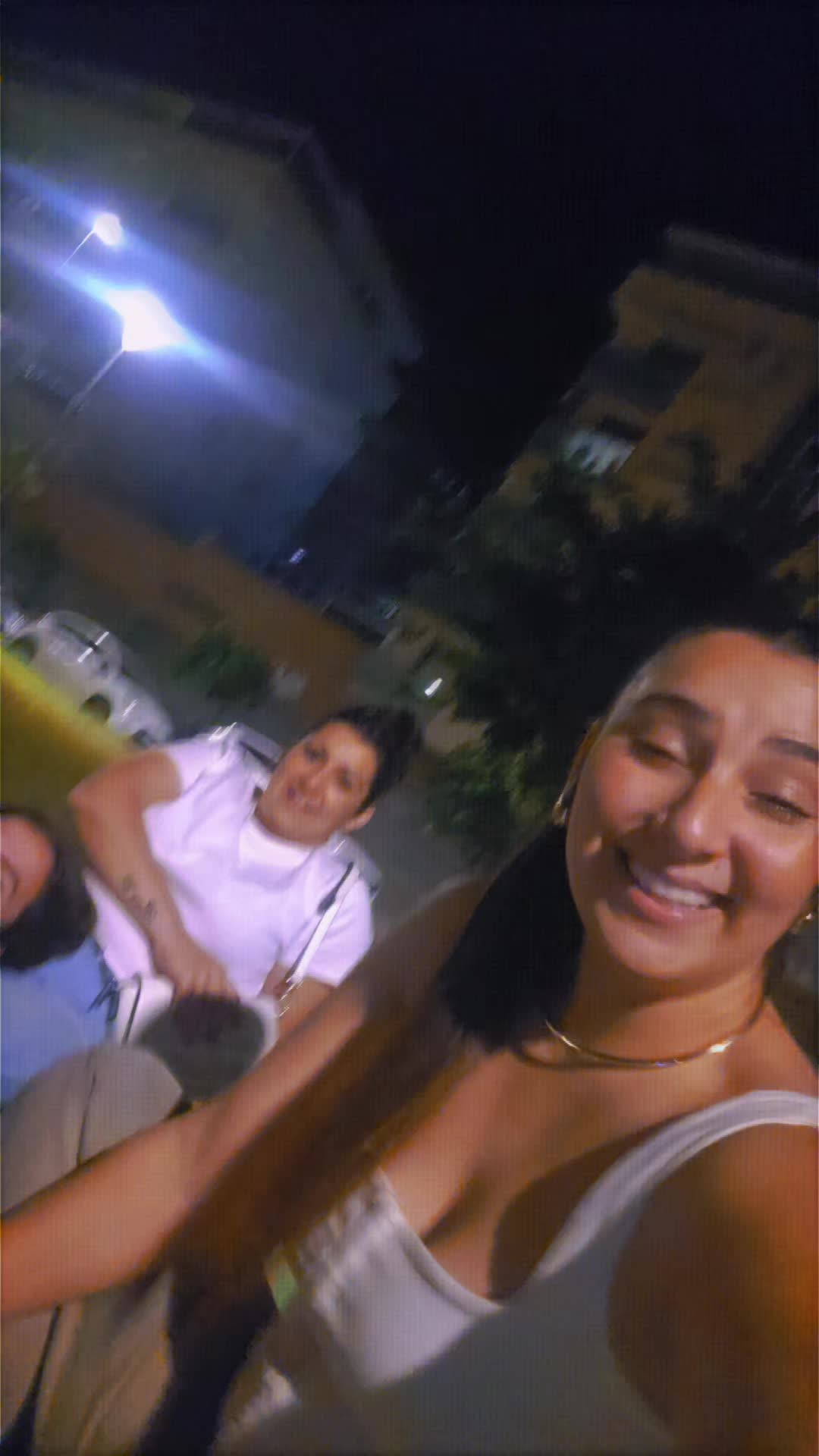 @Maleni la lola