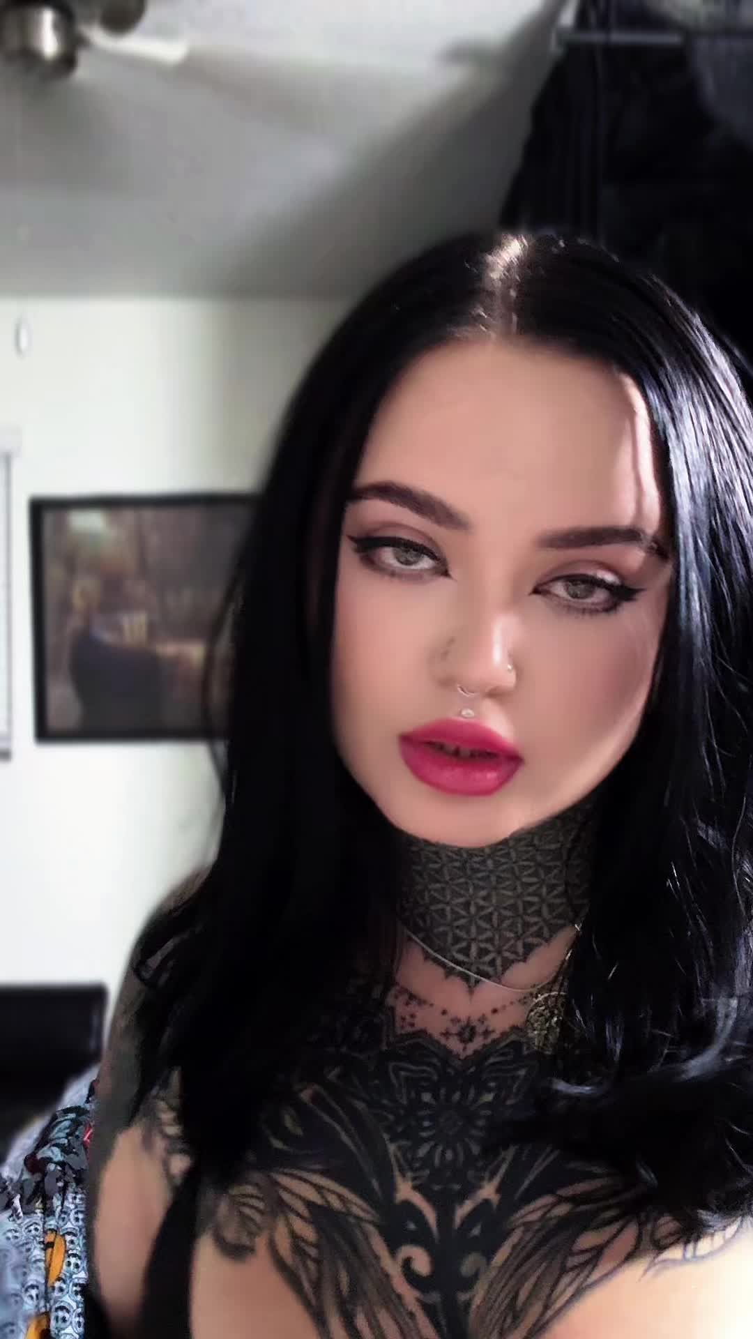 @🦇ℬ𝓇ℴℴ𝓀𝓁𝓎𝓃𝓃🦇