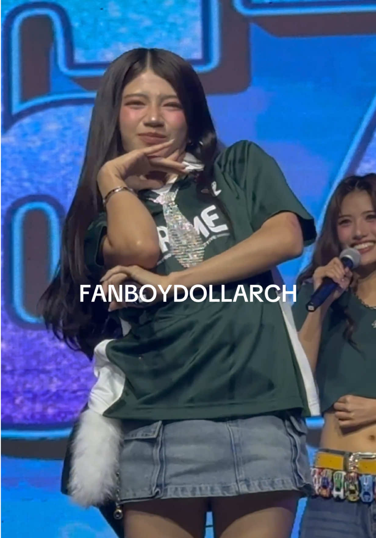 @FanBoyDollArch