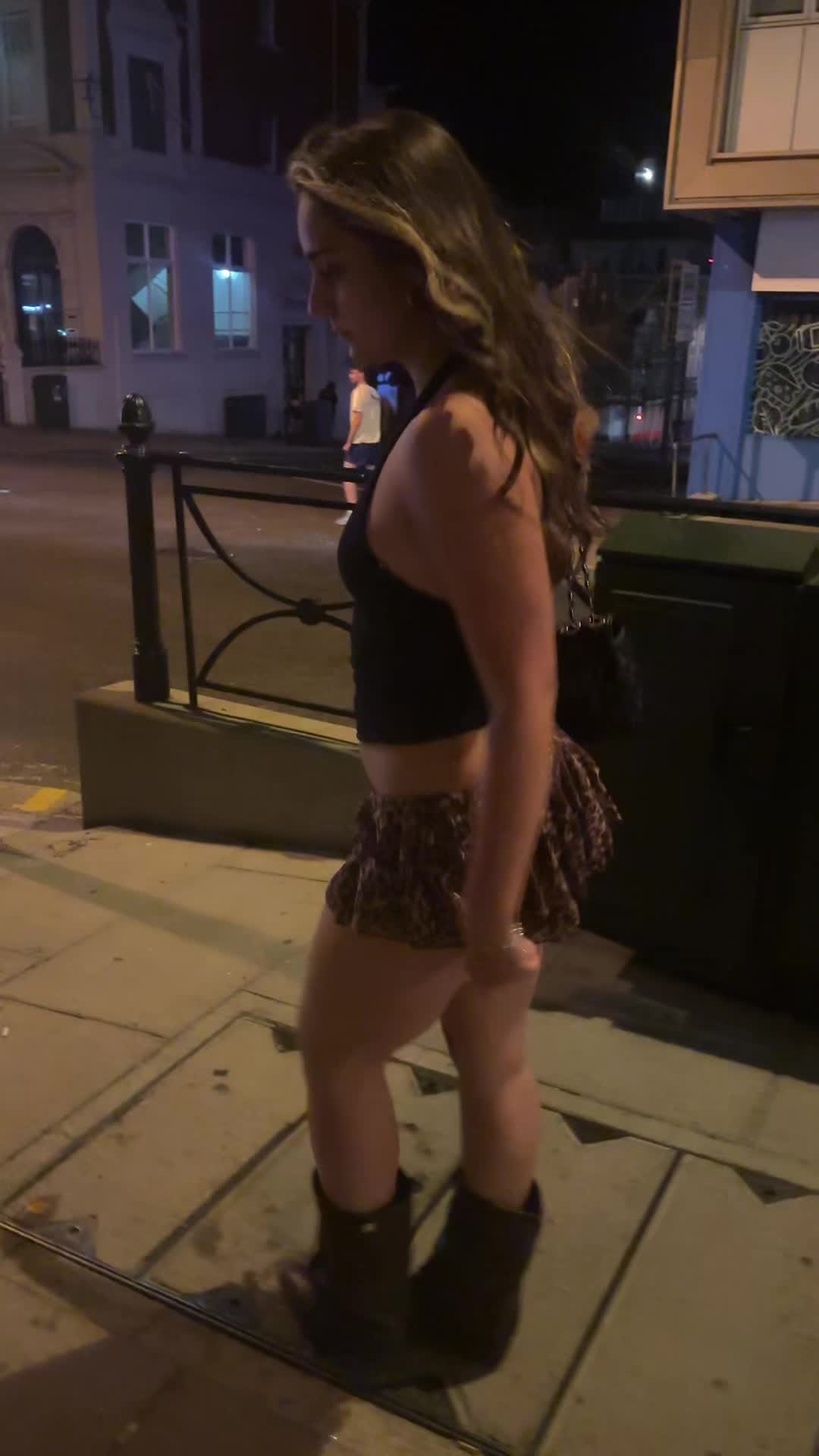 @ru