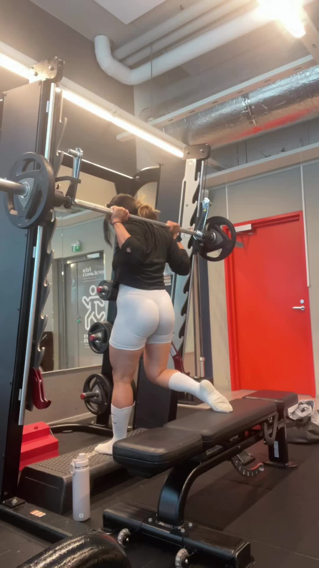 @Ann.fit