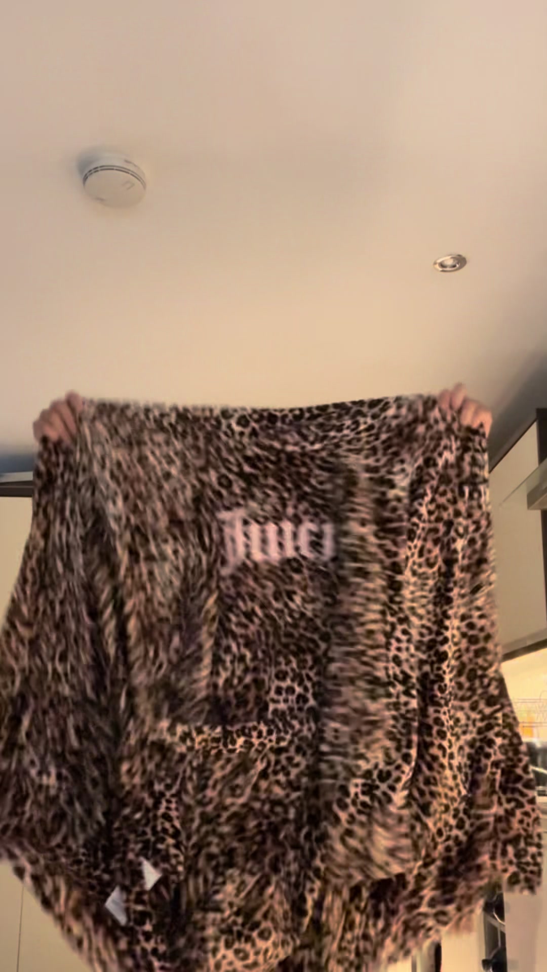@chaoswithkate
