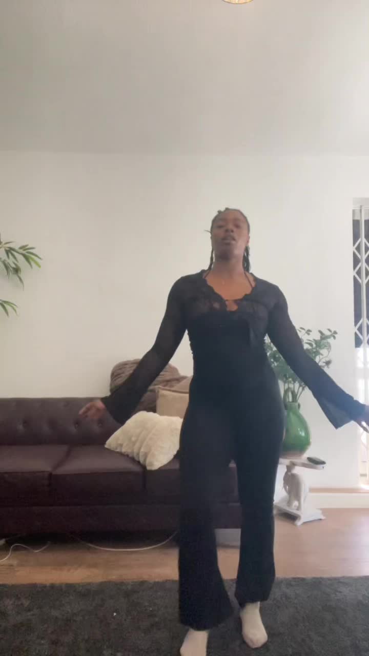 @Maliqkah🍑🧡