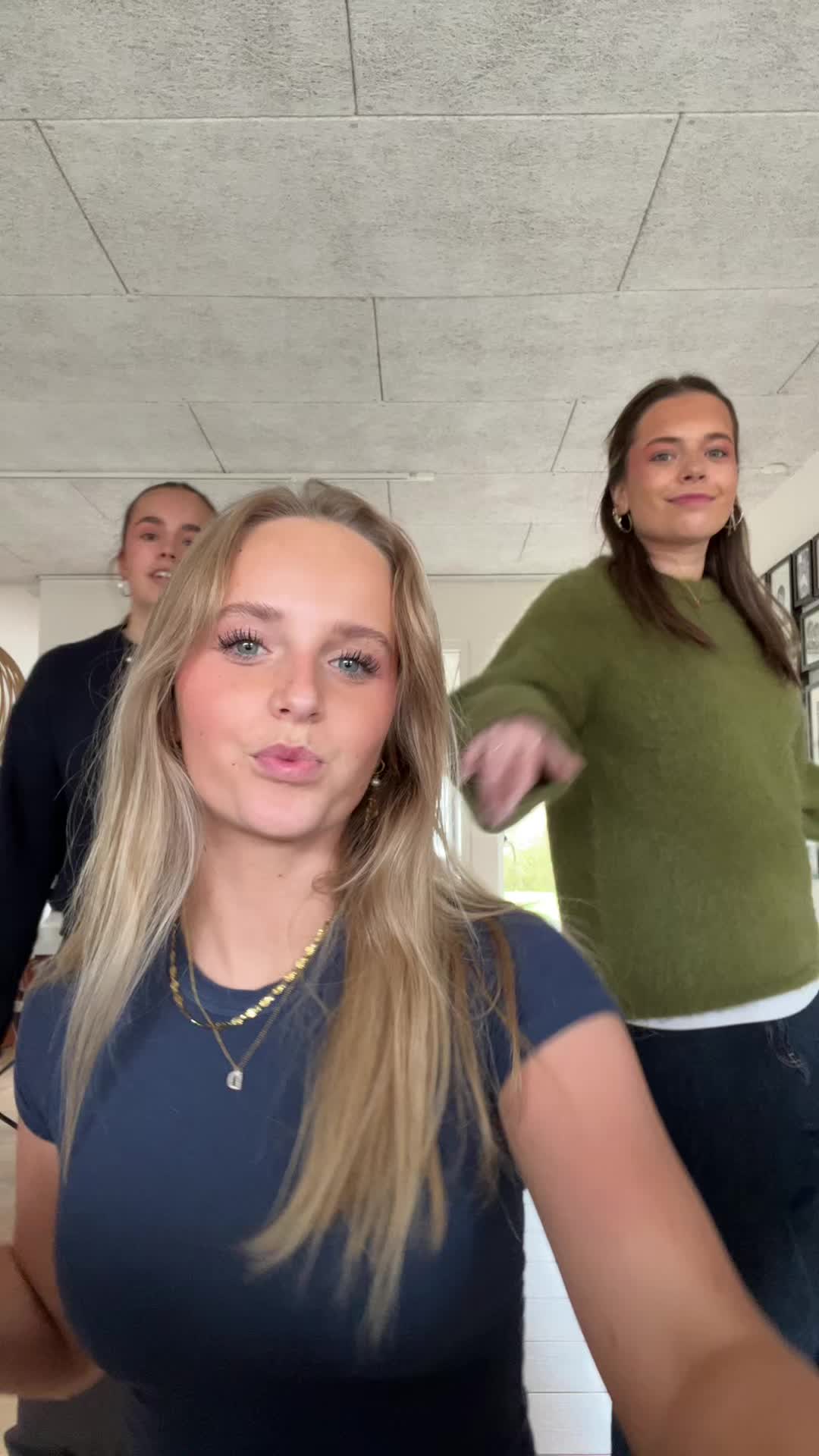 @lauralarsen