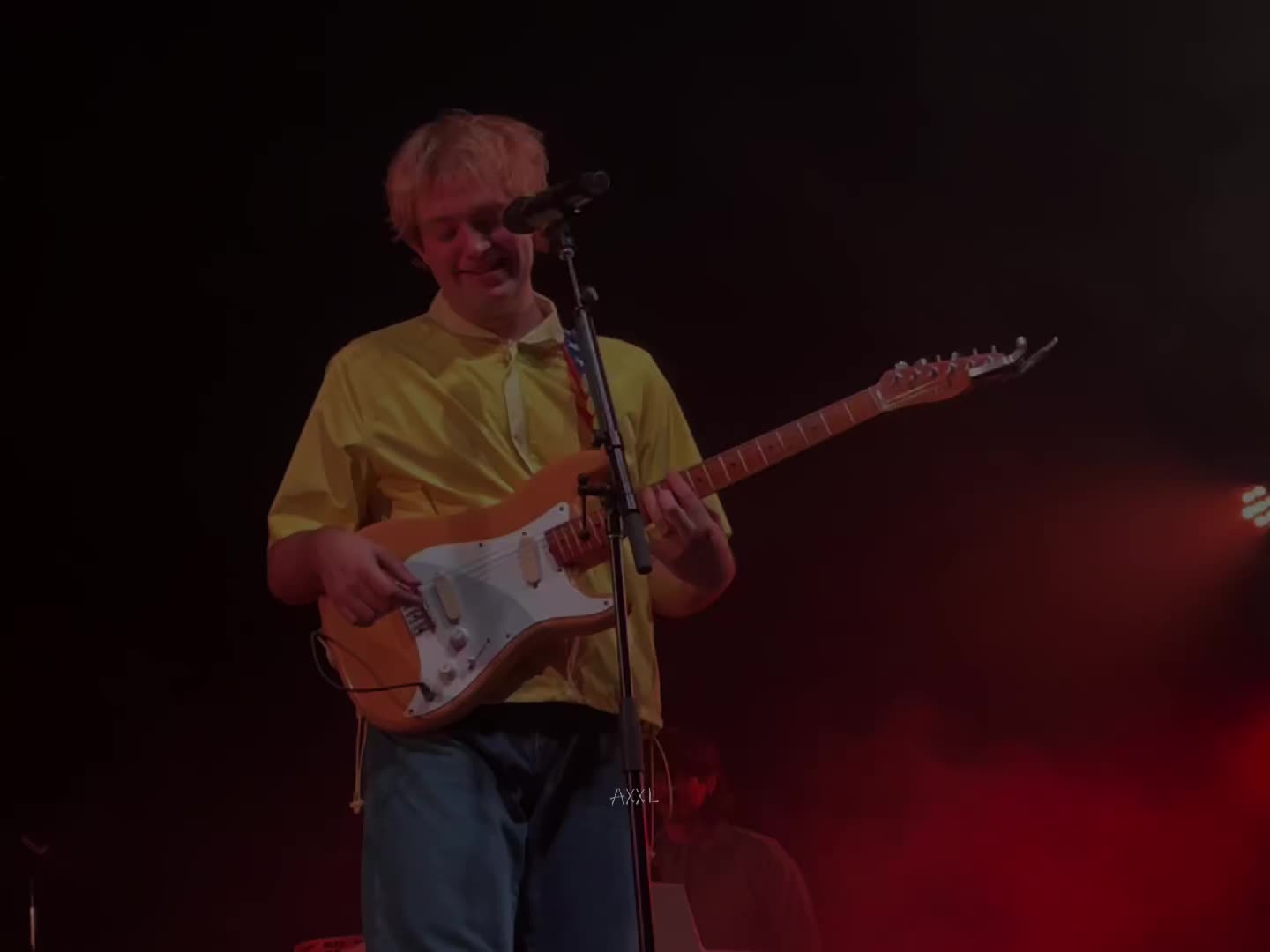 @𝐀𝐱𝐱𝐥 𝐋𝐲𝐫𝐢𝐜𝐬 