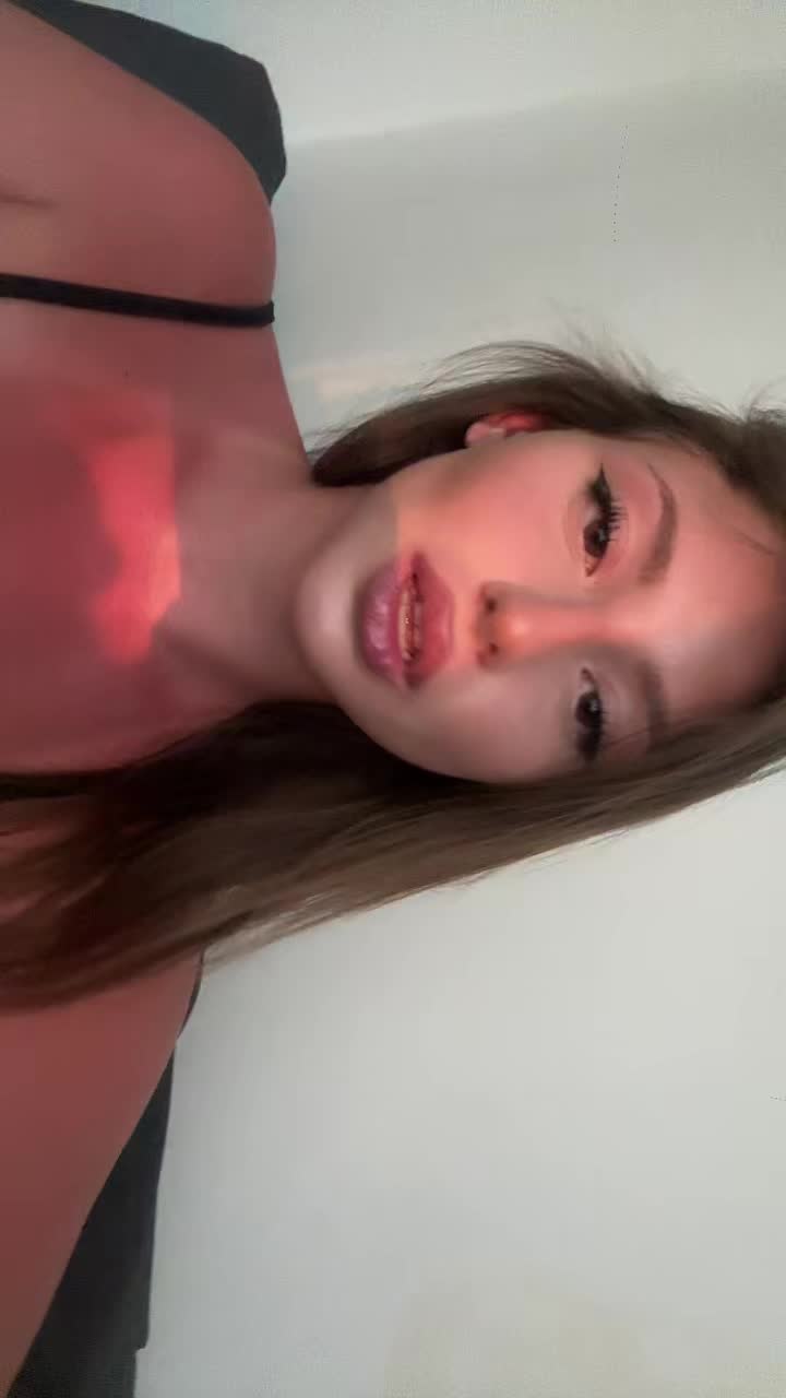 @aleyynaa