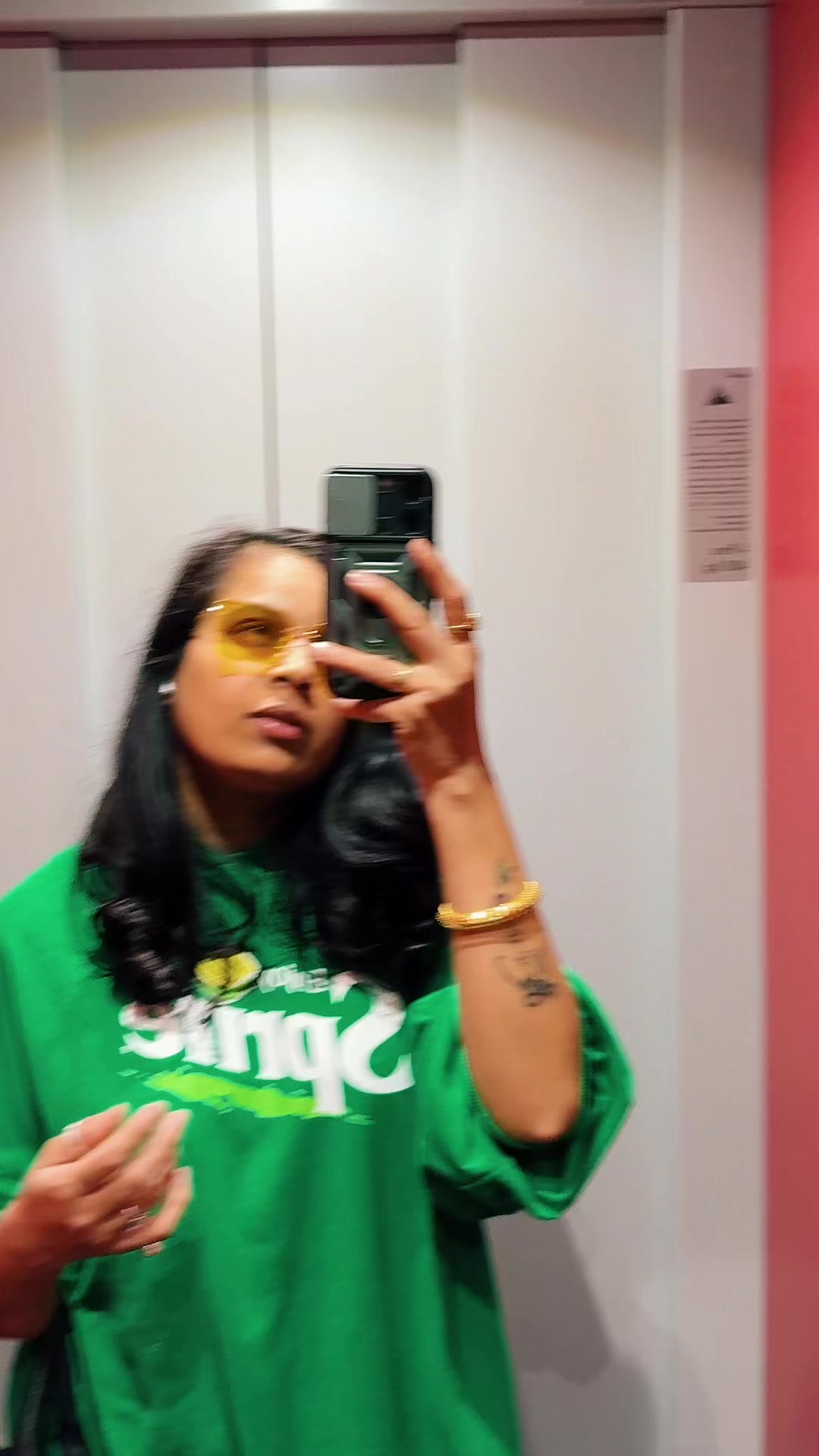 @ℝ𝕠𝕤𝕖𝕪 🌹