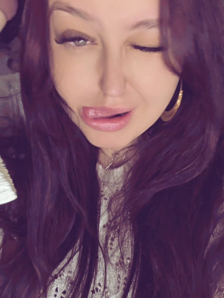@Liz_🍭❃ུ۪ ❀۪